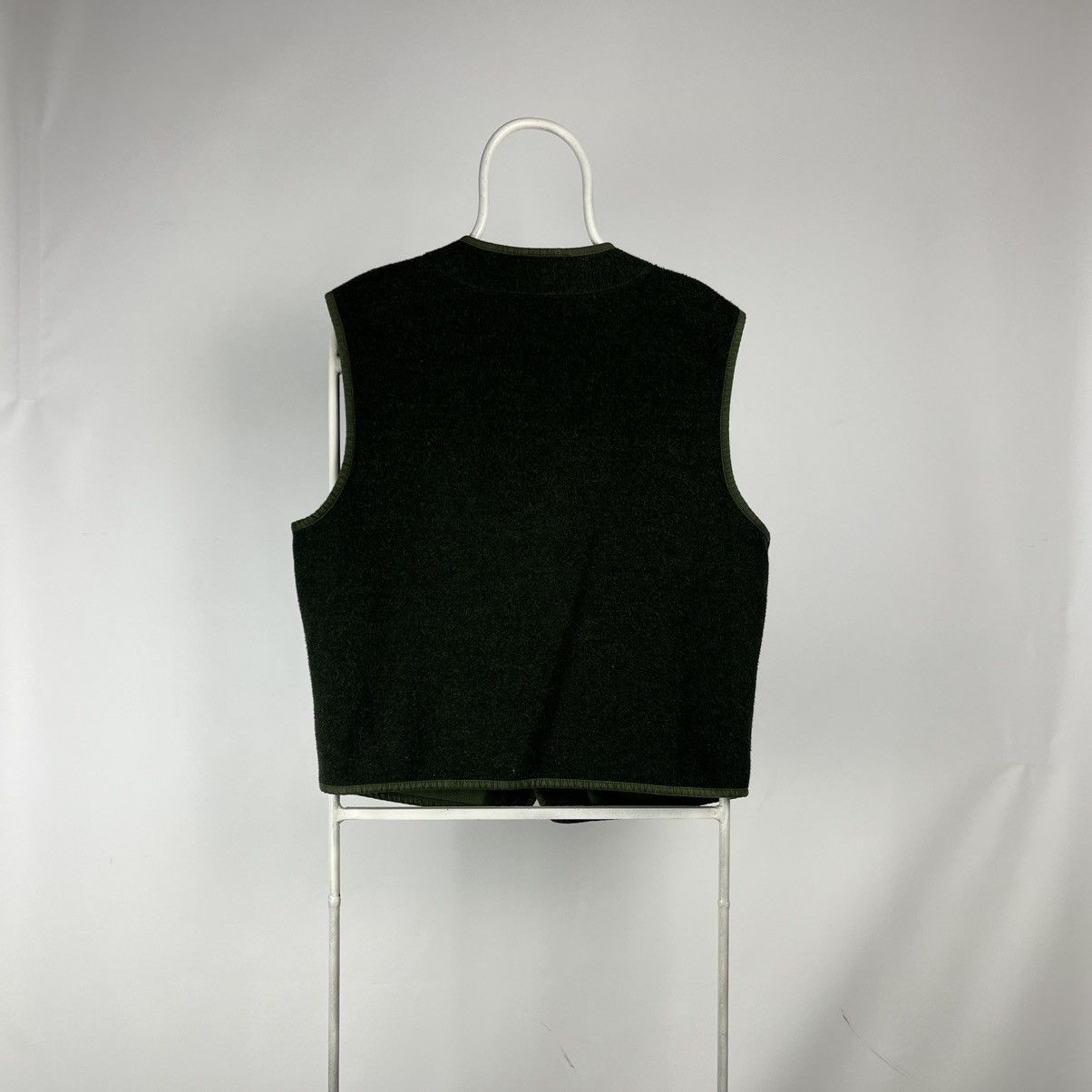 Burberry Men's Vintage Burberry Button Up Green Vest M Size US M / EU 48-50 / 2 - 2 Thumbnail