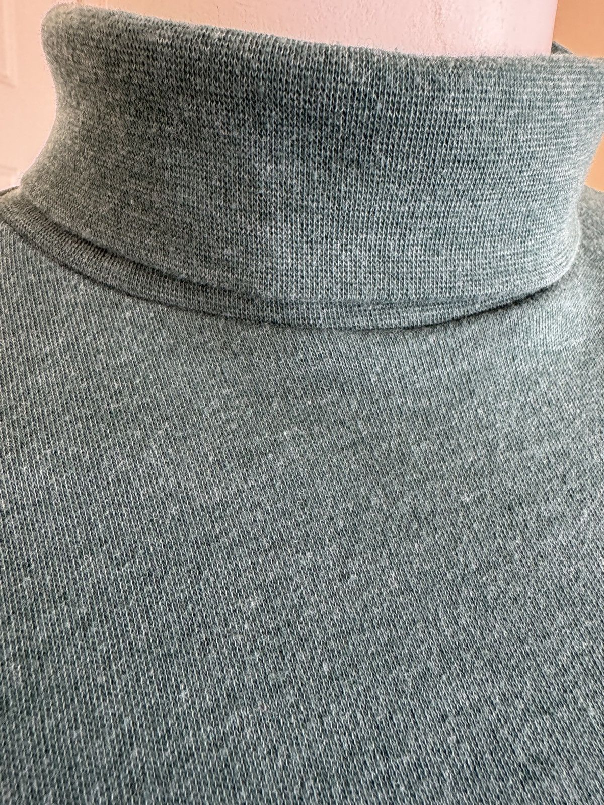 Vintage Basic Editions women’s 90s hunter green turtleneck pullover Size M / US 6-8 / IT 42-44 - 5 Thumbnail
