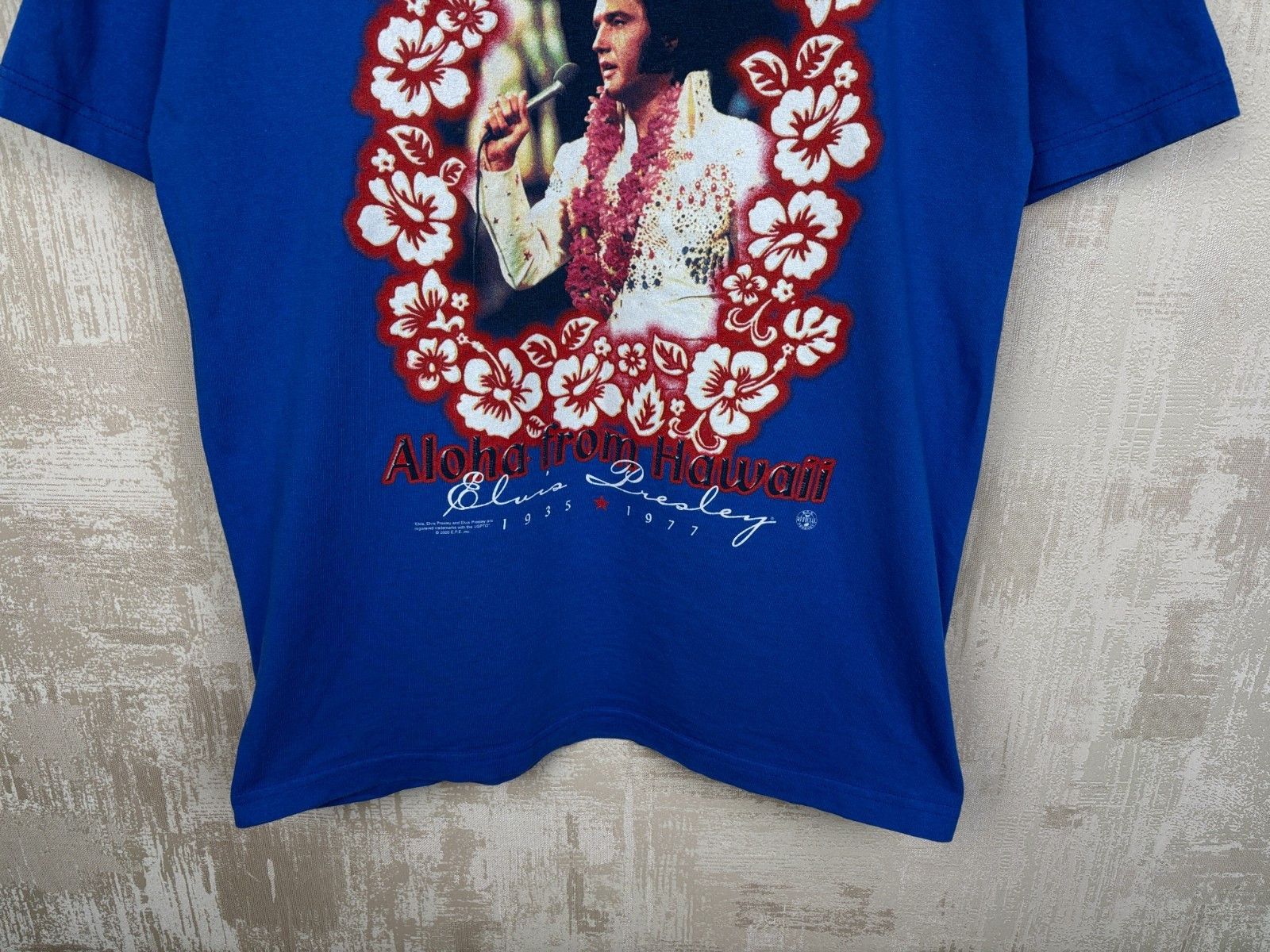 Vintage Vintage Elvis Presley Aloha from Hawaii Ringer T-shirt 00's Size US L / EU 52-54 / 3 - 4 Thumbnail