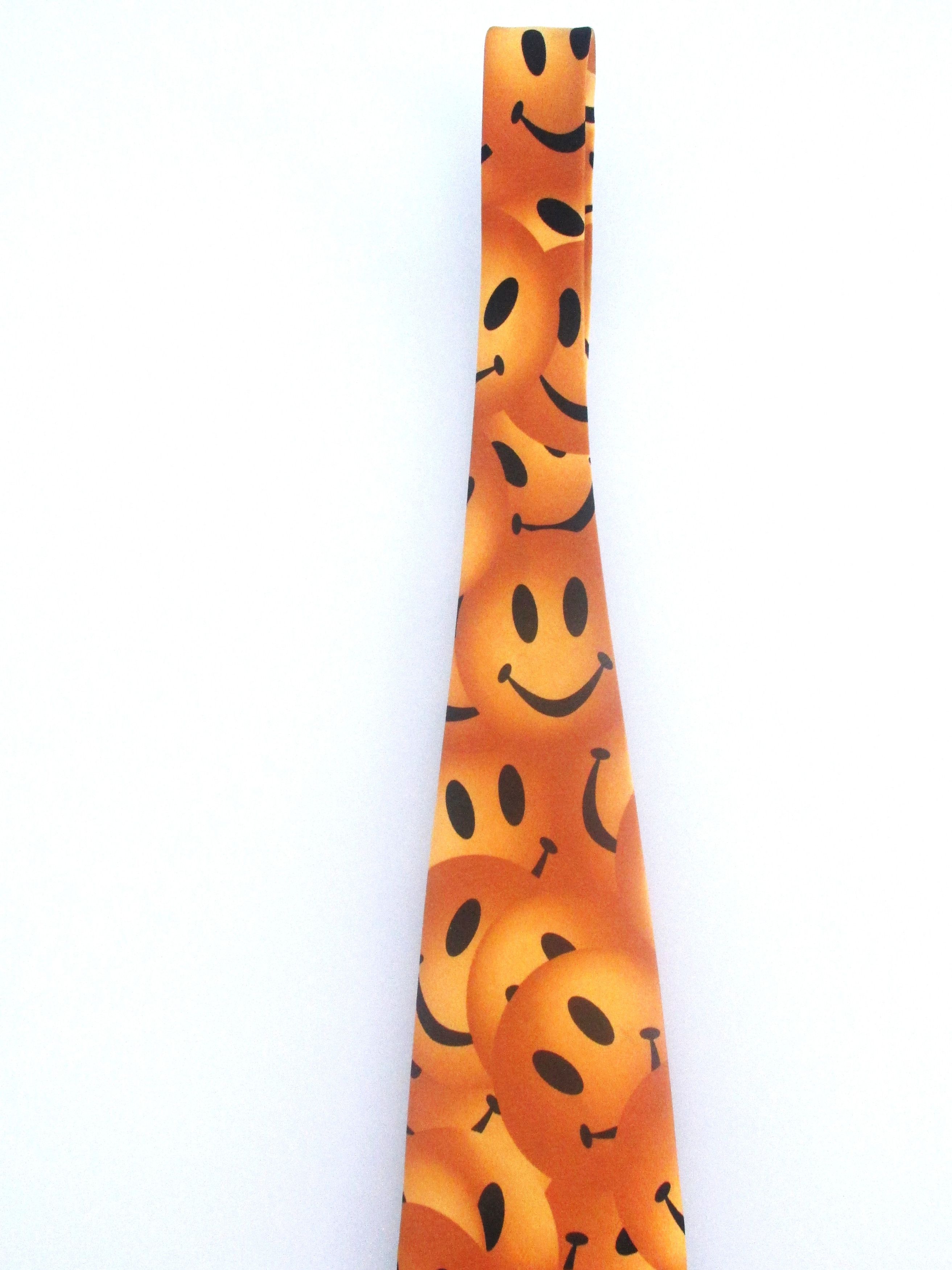 Ralph Marlin Smiley Face (NWOT) Men's Tie by Ralph Marlin Size ONE SIZE - 3 Thumbnail