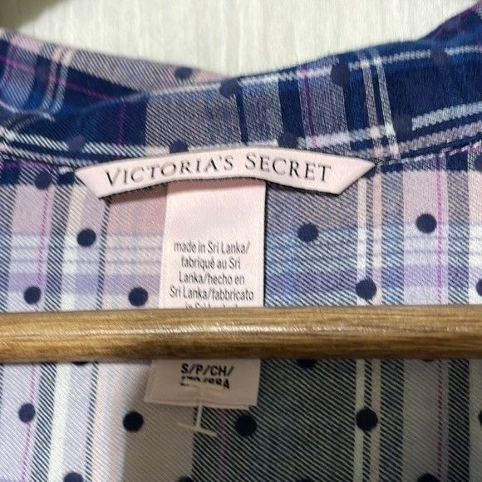 Victoria's Secret Victoria's Secret NightShirt Womens Small Plaid Button Front Size ONE SIZE - 6 Thumbnail