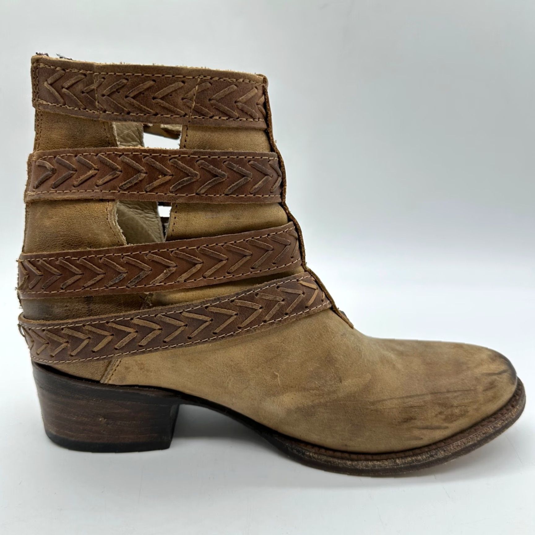 FREEBIRD Freebird Womens Boots Bootie 6 Brown Leather Buckles Straps Back Zip Vintage? Size US 6 / IT 36 - 5 Thumbnail