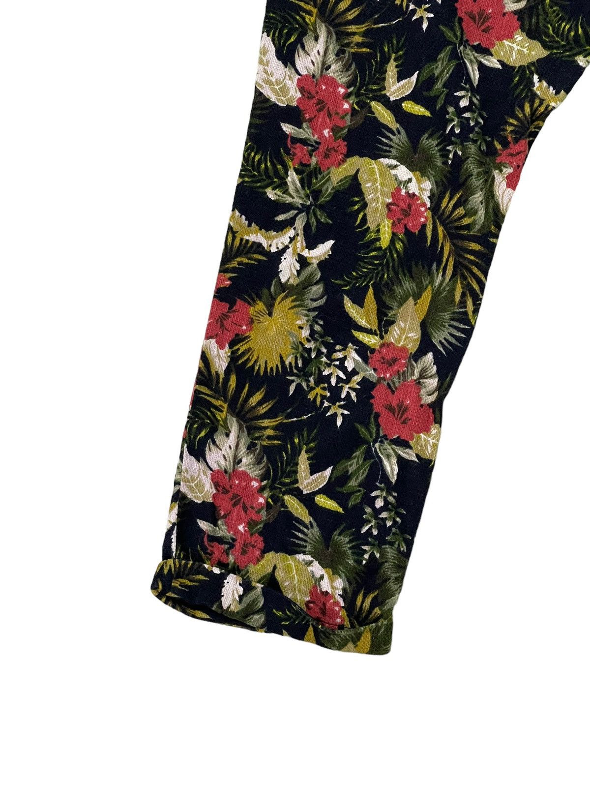 Japanese Brand Florals Hemp Rage Blue Cropped Pant Regular 7🟦0 Size US 31 - 10 Thumbnail