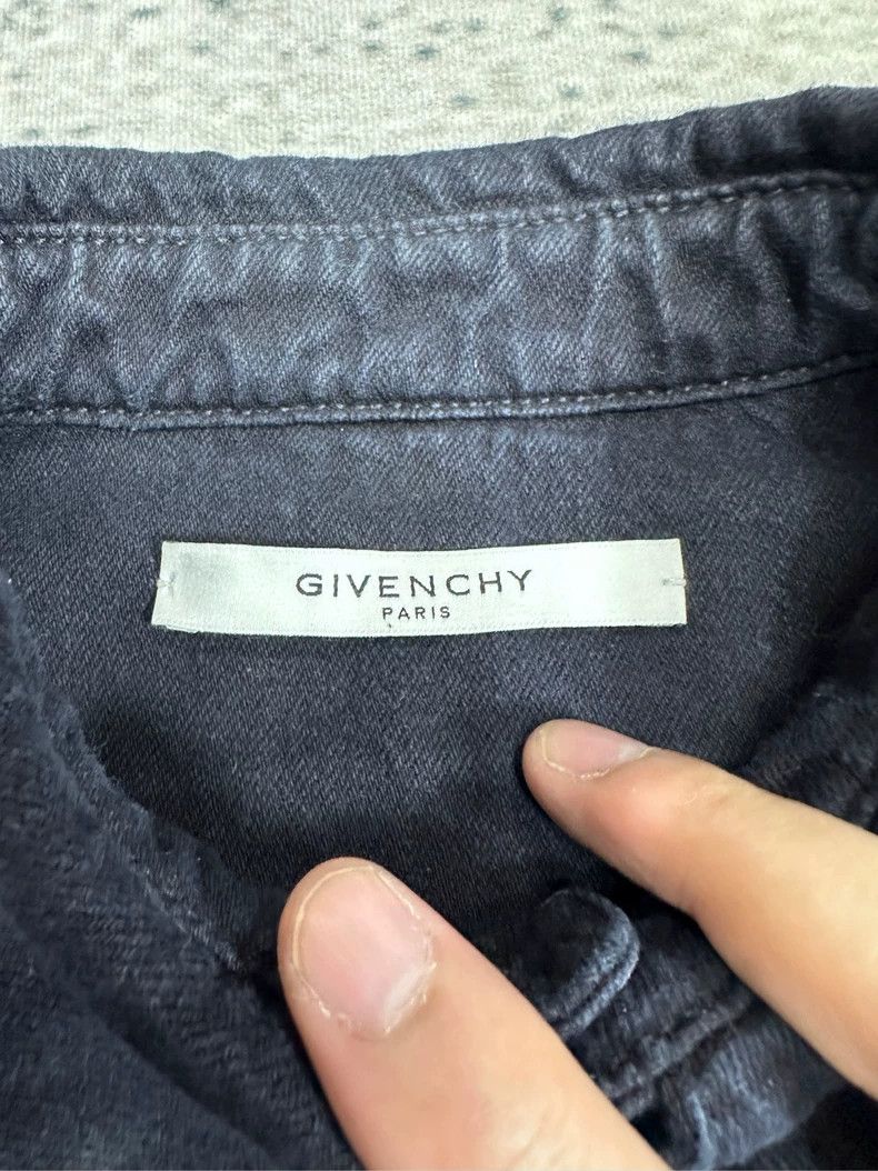 Givenchy Givenchy Navy Blue Patchwork Pocket Denim Shirt Jacket Size US S / EU 44-46 / 1 - 3 Thumbnail