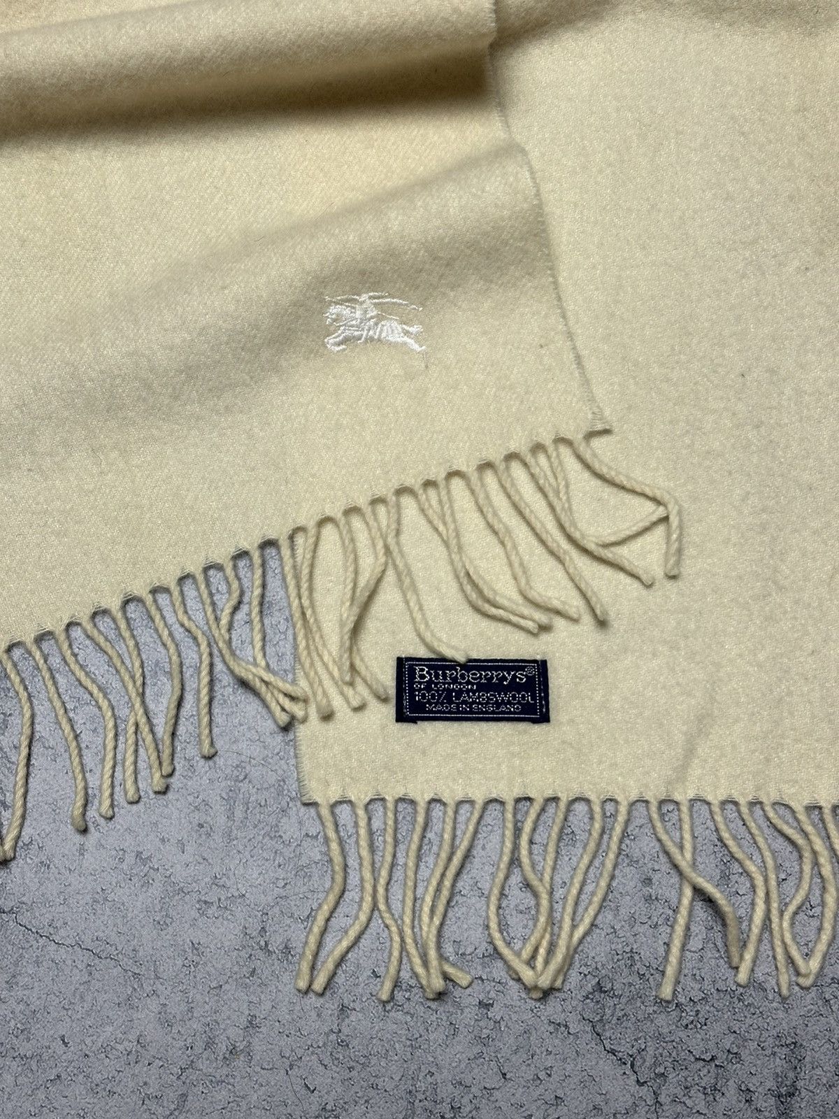 Burberry Vintage Burberrys Scarf Muffler Size ONE SIZE - 3 Thumbnail