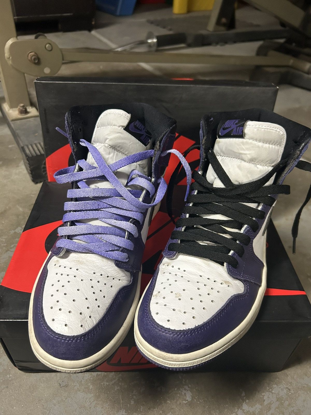 Jordan Brand × Nike Jordan 1 High Retro Court Purple Size US 9 / EU 42 - 4 Thumbnail