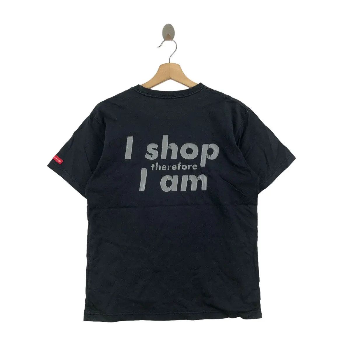 Barbara Kruger Vtg BARBARA KRUGER Artist I Shop Therefore I Am Tee Shirt Size M / US 6-8 / IT 42-44 - 2 Thumbnail
