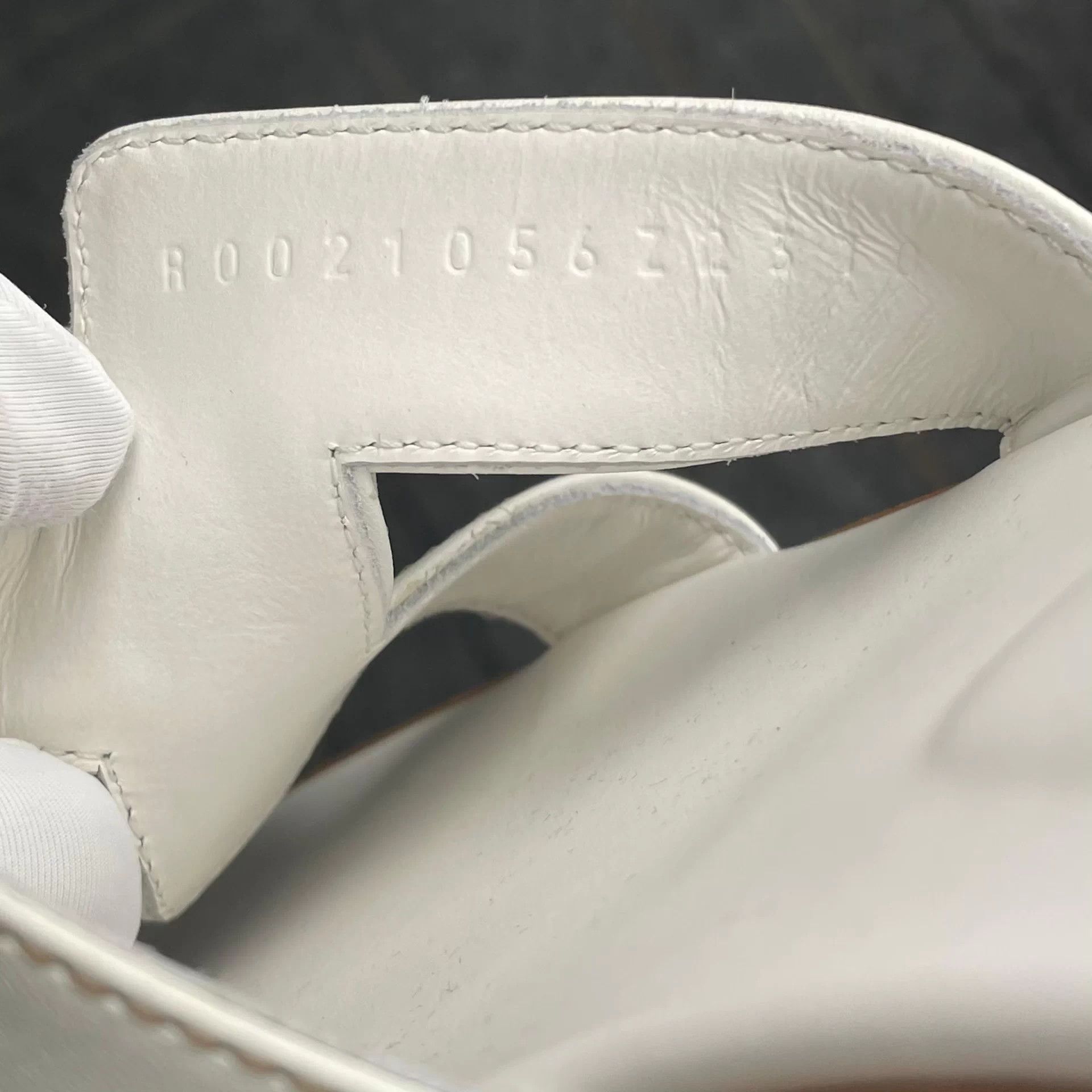 Hermes Hermès H White Leather Slipper Size 38 Size US 7.5 / IT 37.5 - 5 Thumbnail
