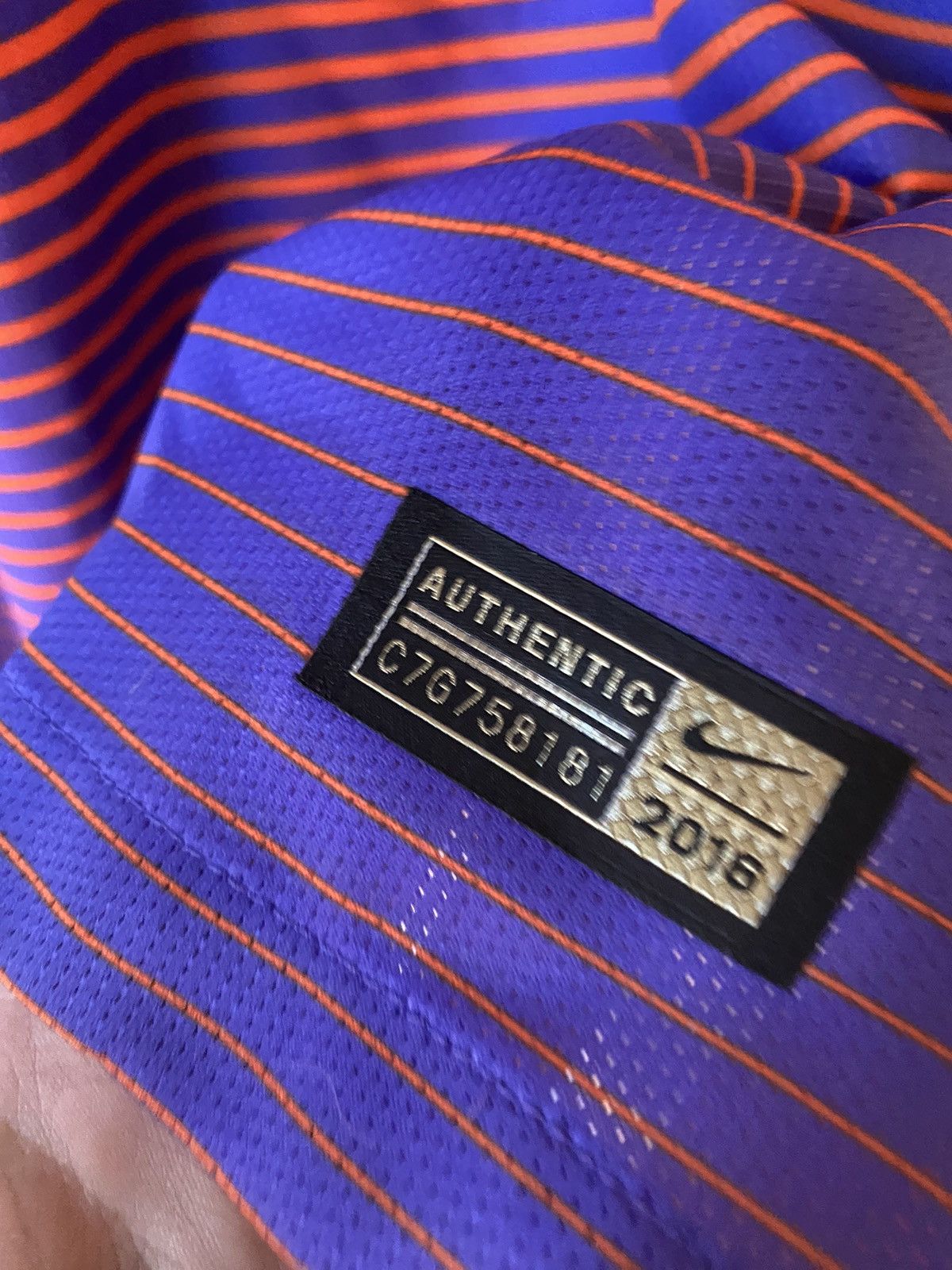 Nike Manchester City 2016 Orange Jersey Size US L / EU 52-54 / 3 - 2 Thumbnail