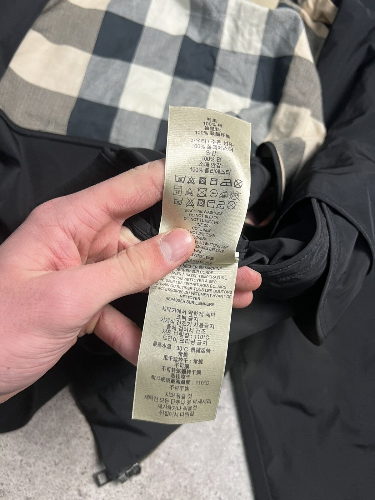 Burberry Lightweight Burberry Bomber Size US M / EU 48-50 / 2 - 11 Thumbnail