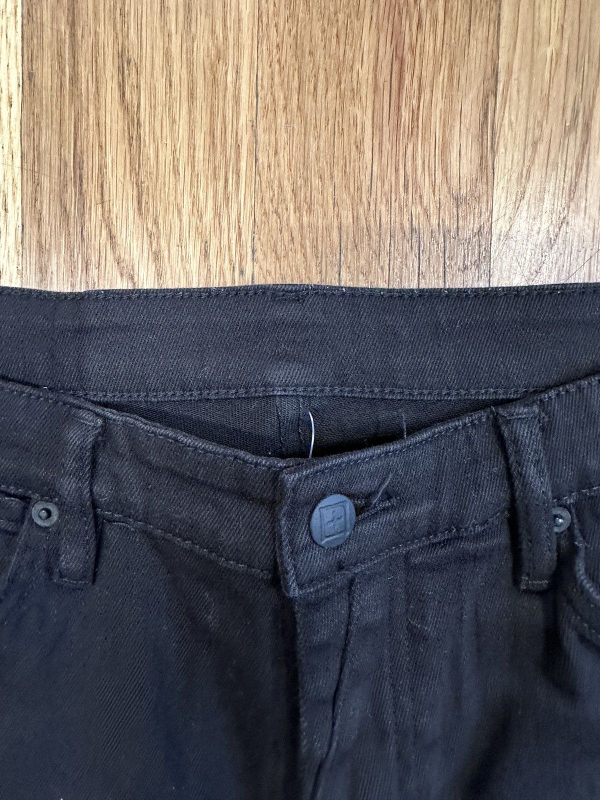 Ksubi Ksubi Knee Rip Plain Black Denim Jeans Size 36 Size US 36 / EU 52 - 3 Thumbnail