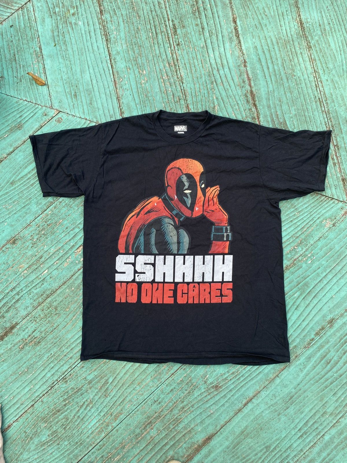 Marvel Comics Marvel deadpoll Sshhh no one cares shirt Size US XL / EU 56 / 4 - 1 Thumbnail