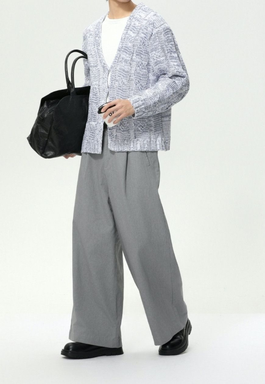 Other Men’s V-neck cardigan knitwear Size US M / EU 48-50 / 2 - 9 Thumbnail
