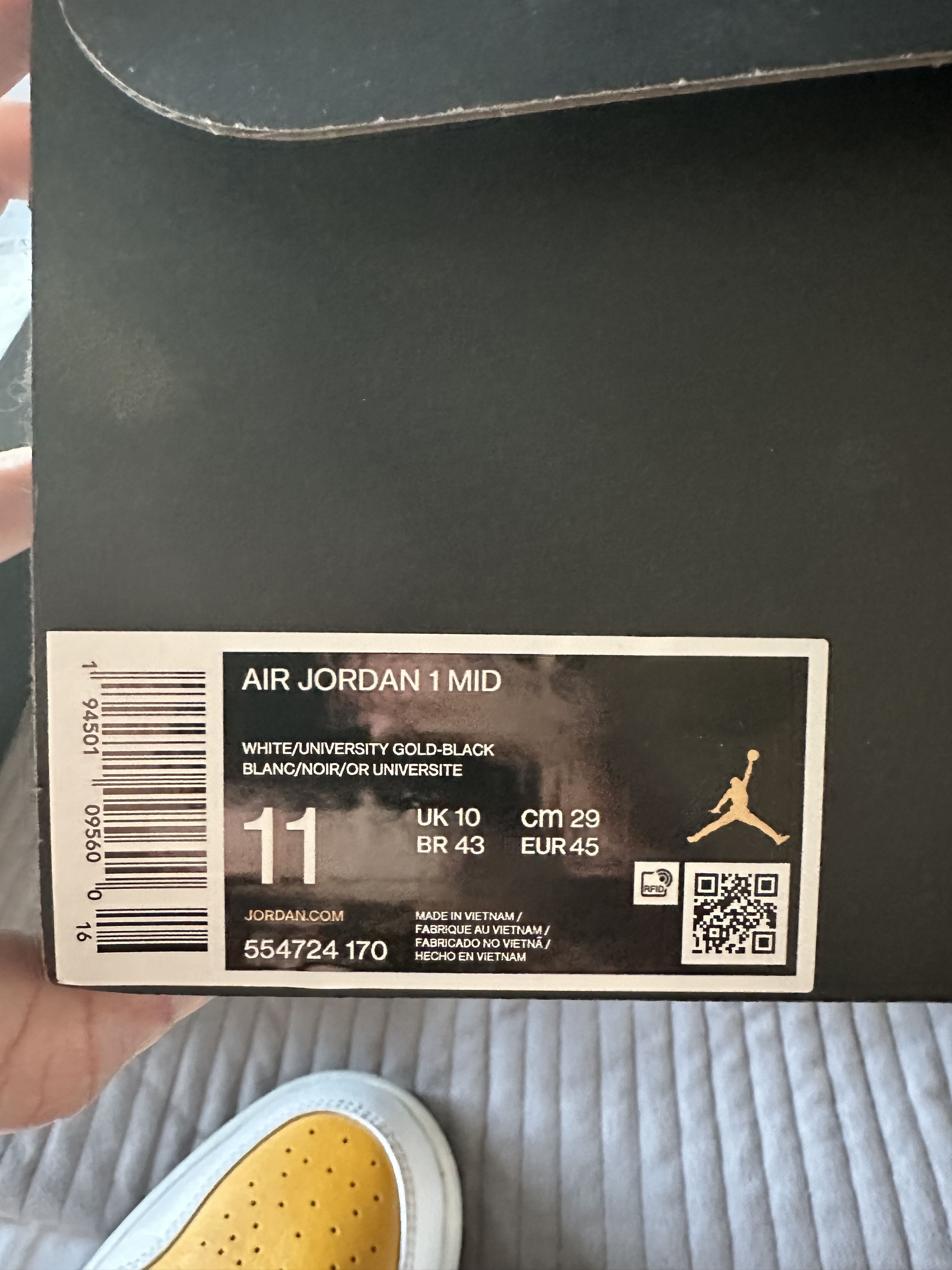 Nike Jordan 1 University Gold UK10 / US11 Size US 11 / EU 44 - 10 Thumbnail