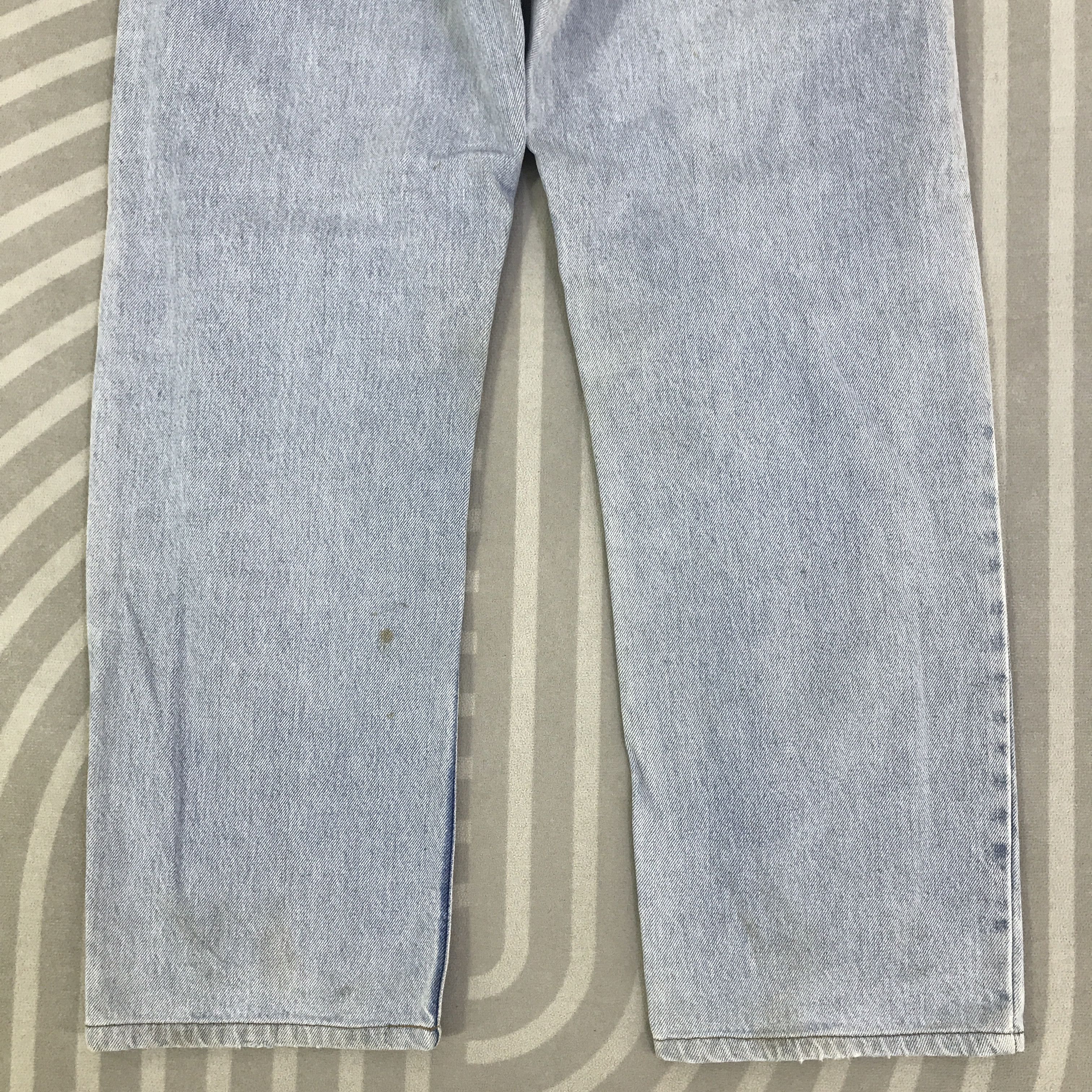 Levi's Vintage Clothing Vintage Levis light Wash Denim Jeans Pants K130B22 Size US 32 / EU 48 - 6 Thumbnail