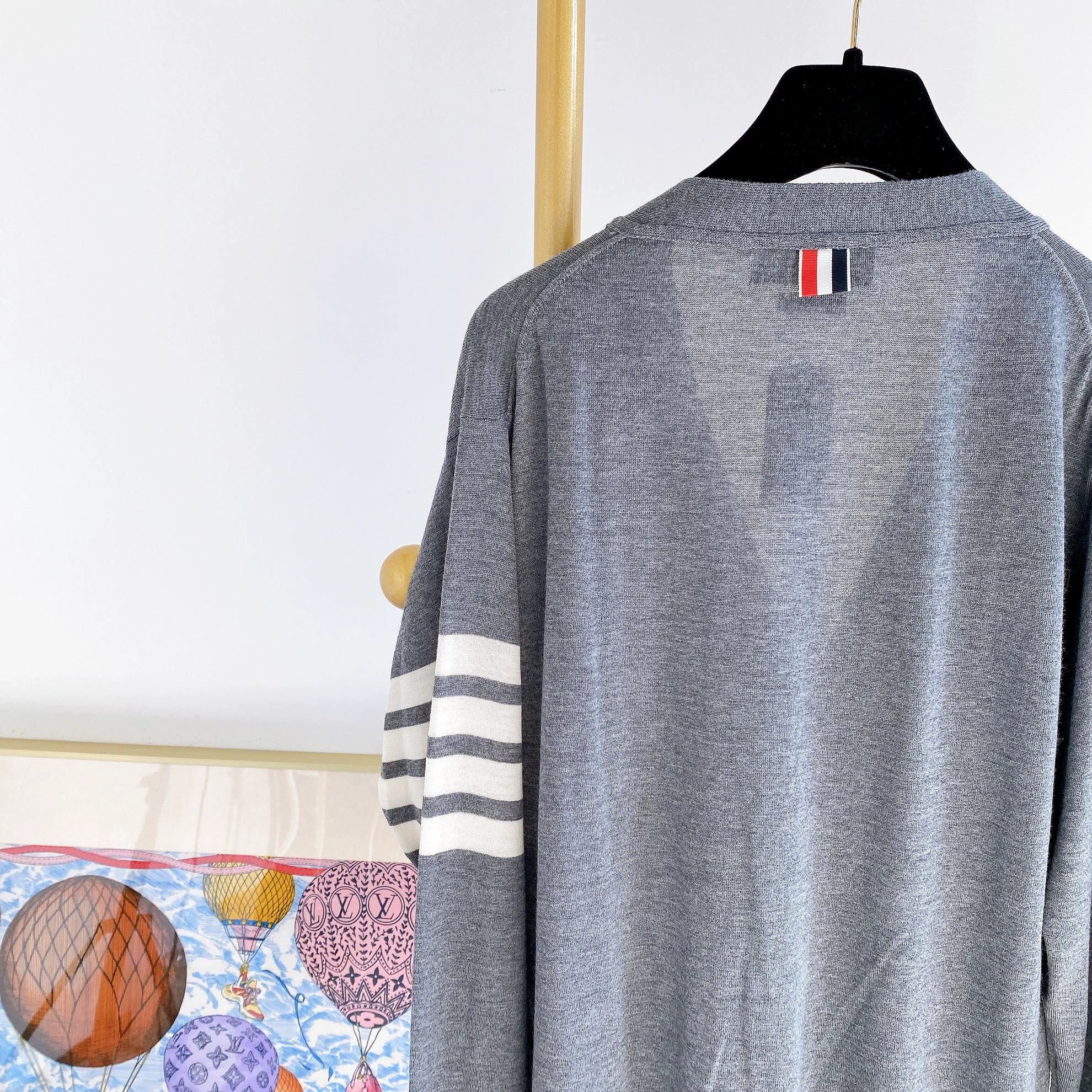 Thom Browne Thom Browne Gray Knit Cardigan Size 2 New with Tags Size US M / EU 48-50 / 2 - 5 Thumbnail