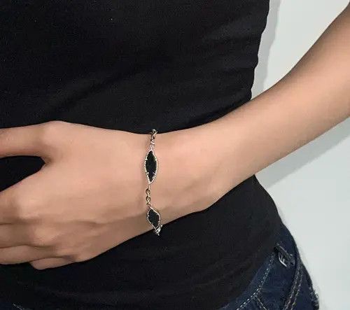 Jewelry Silver Chain Bracelet with Black Leaf-Shaped Accents Size ONE SIZE - 3 Thumbnail