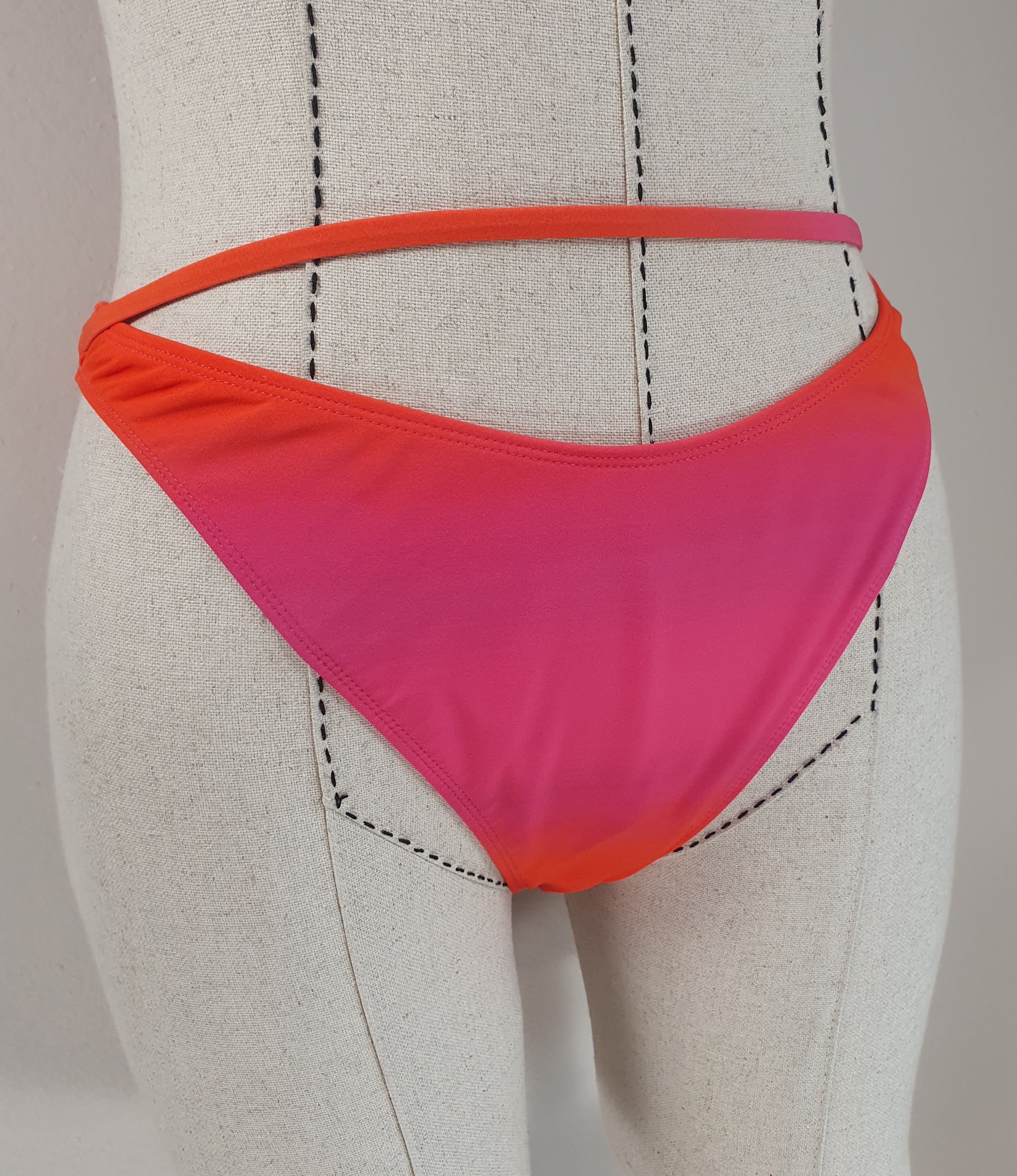 Jacquemus Le Maillot Peirado Swimwear Size L / US 10 / IT 46 - 3 Thumbnail