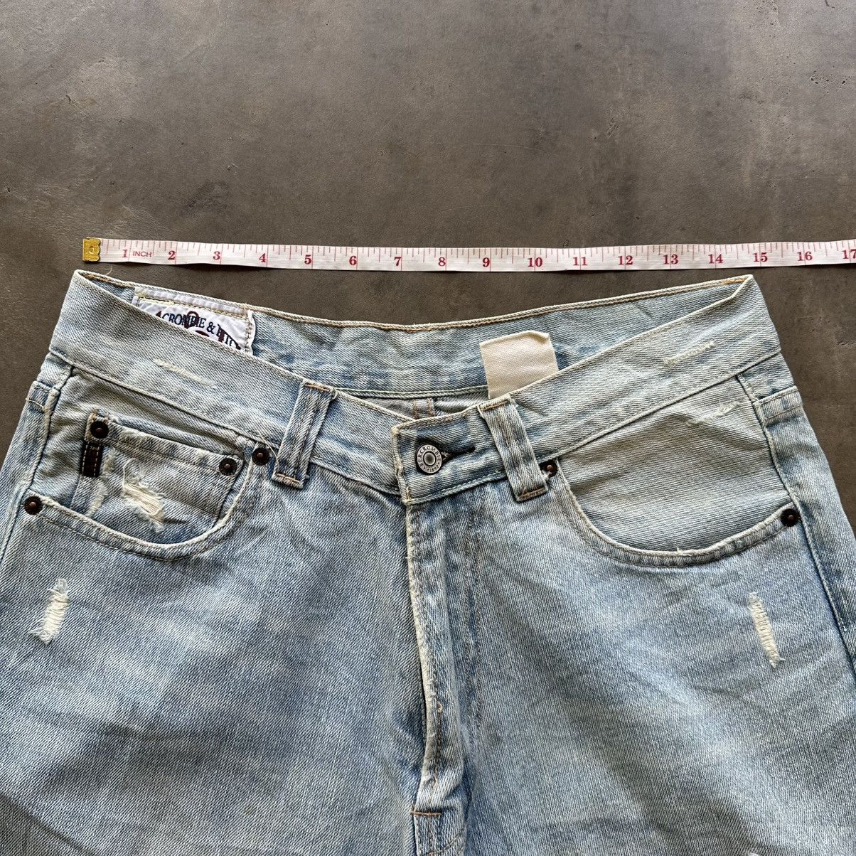 Japanese Brand Vintage Japansese Abercrombie Faded Denim Lightwash Pant Size US 30 / EU 46 - 10 Thumbnail
