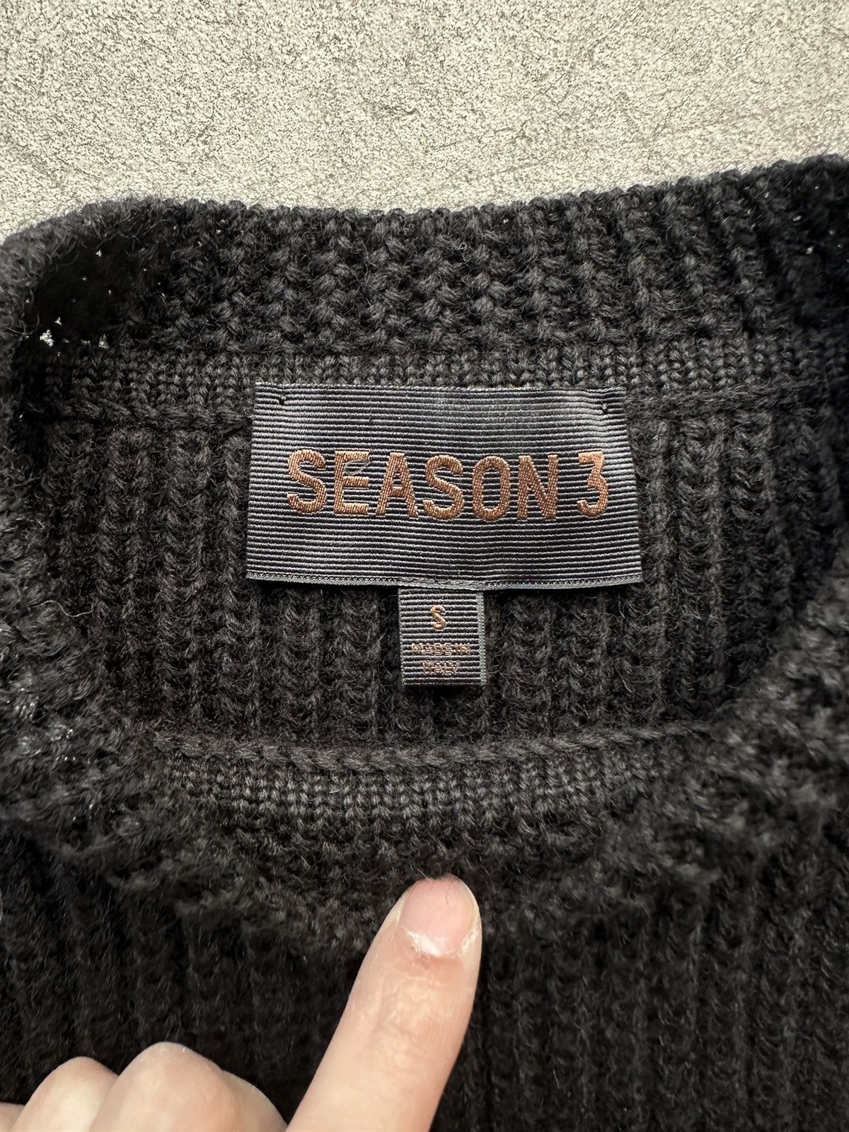 Yeezy Yeezy Season 3 Crop distressed knit sweater Size US S / EU 44-46 / 1 - 3 Thumbnail