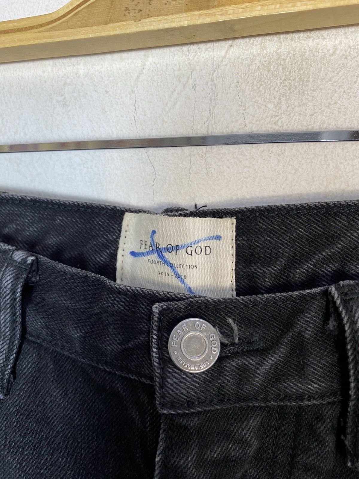 Fear of God Hype Fear Of God Fourth Collection Distressed Denim Selvedge Size US 32 / EU 48 - 7 Thumbnail