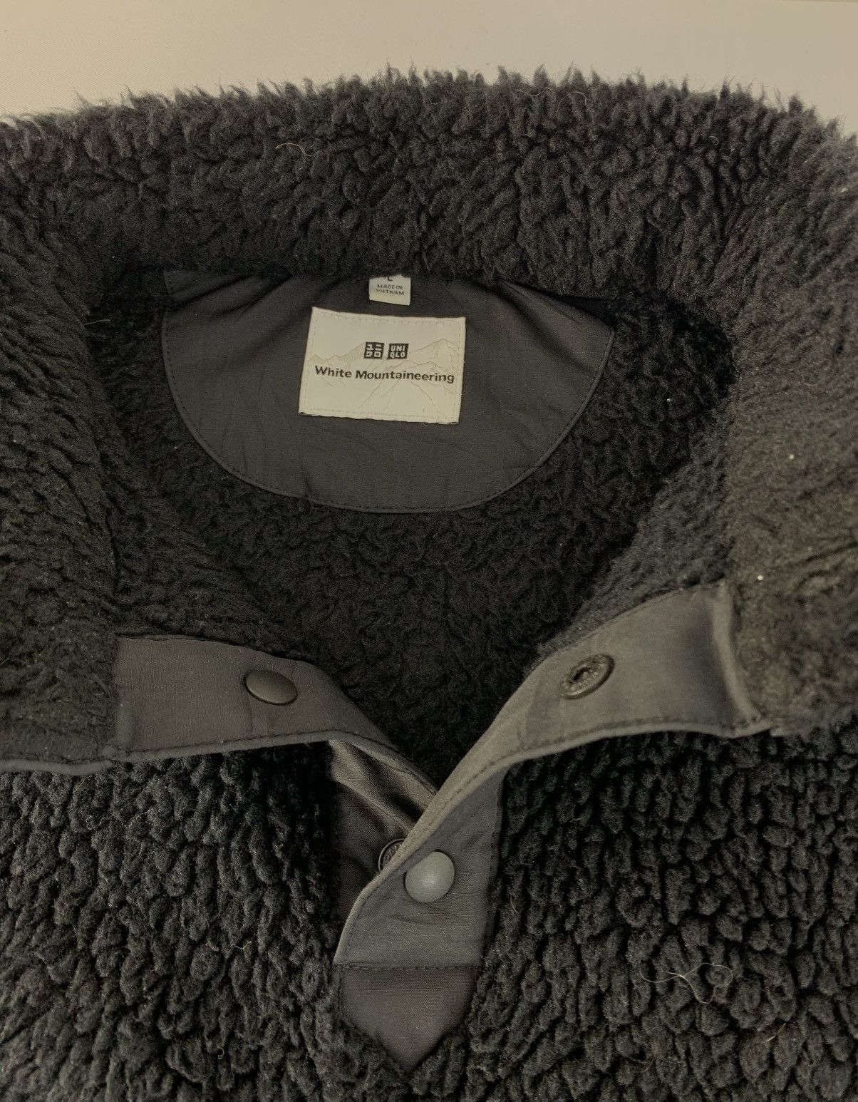 Japanese Brand Uniqlo X White Mountaineering Grizzly Fluffy Snap Button Size US L / EU 52-54 / 3 - 4 Thumbnail