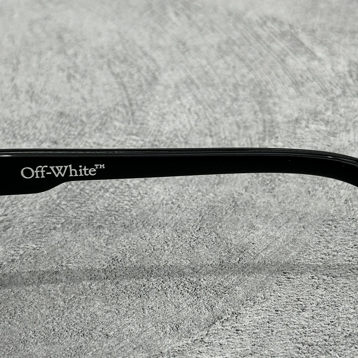 OFF WHITE RENTON SUNGLASSES