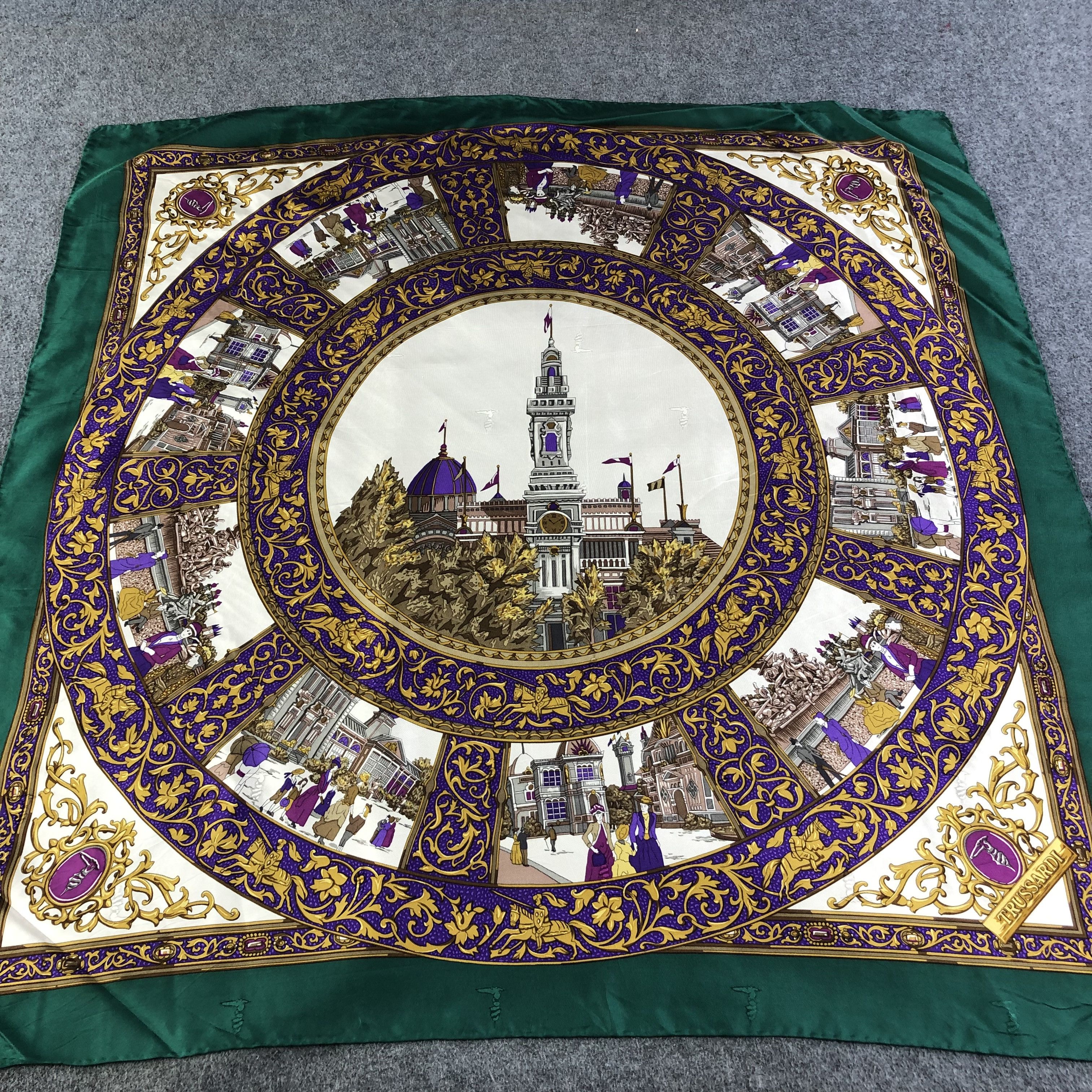 Trussardi Vintage Trussardi Luxury Silk Scarf M468 Size ONE SIZE - 1 Thumbnail
