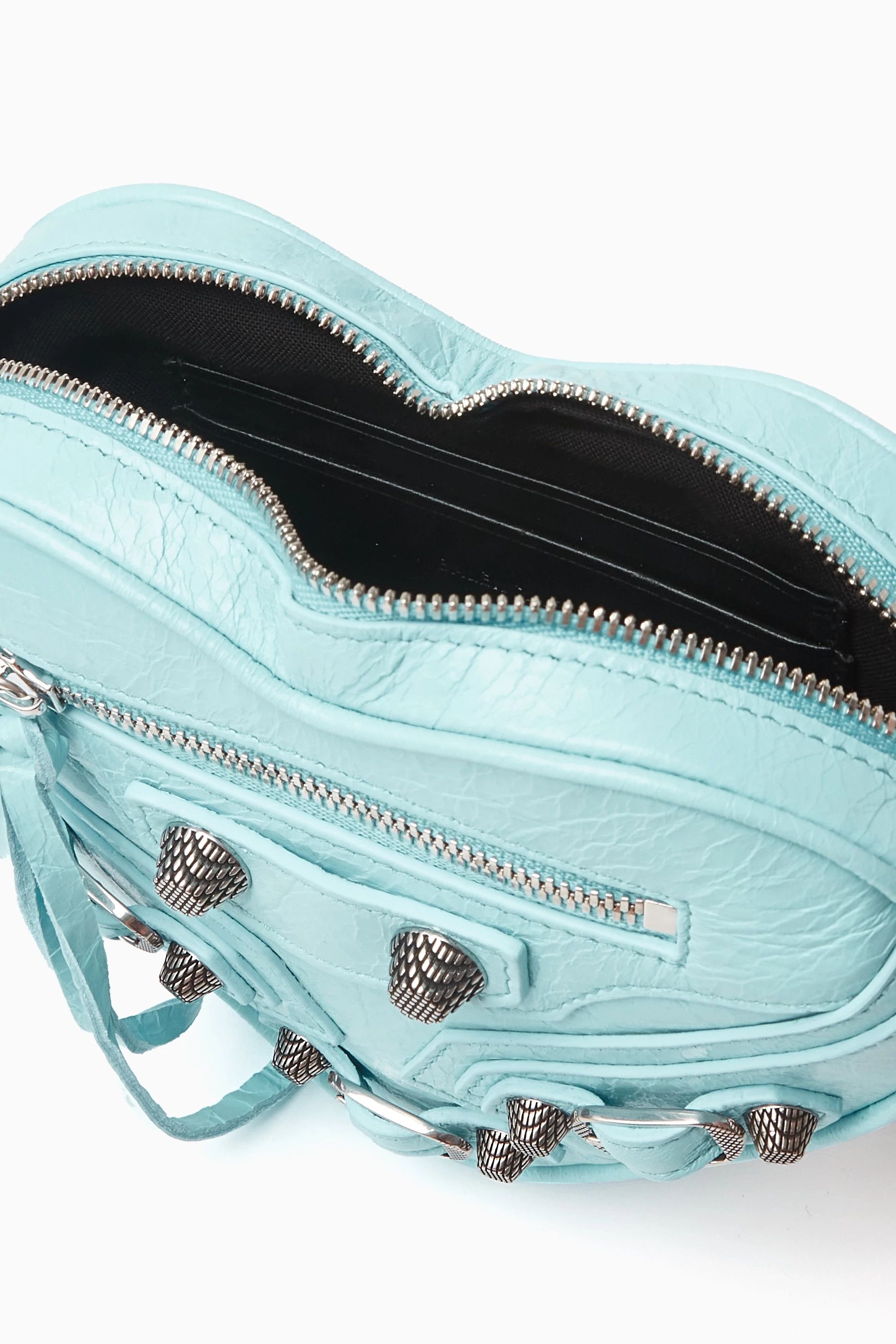 Balenciaga o1mt1gz1124 Size: OS / Le Cagole Heart Mini Bag in Blue Size ONE SIZE - 4 Thumbnail