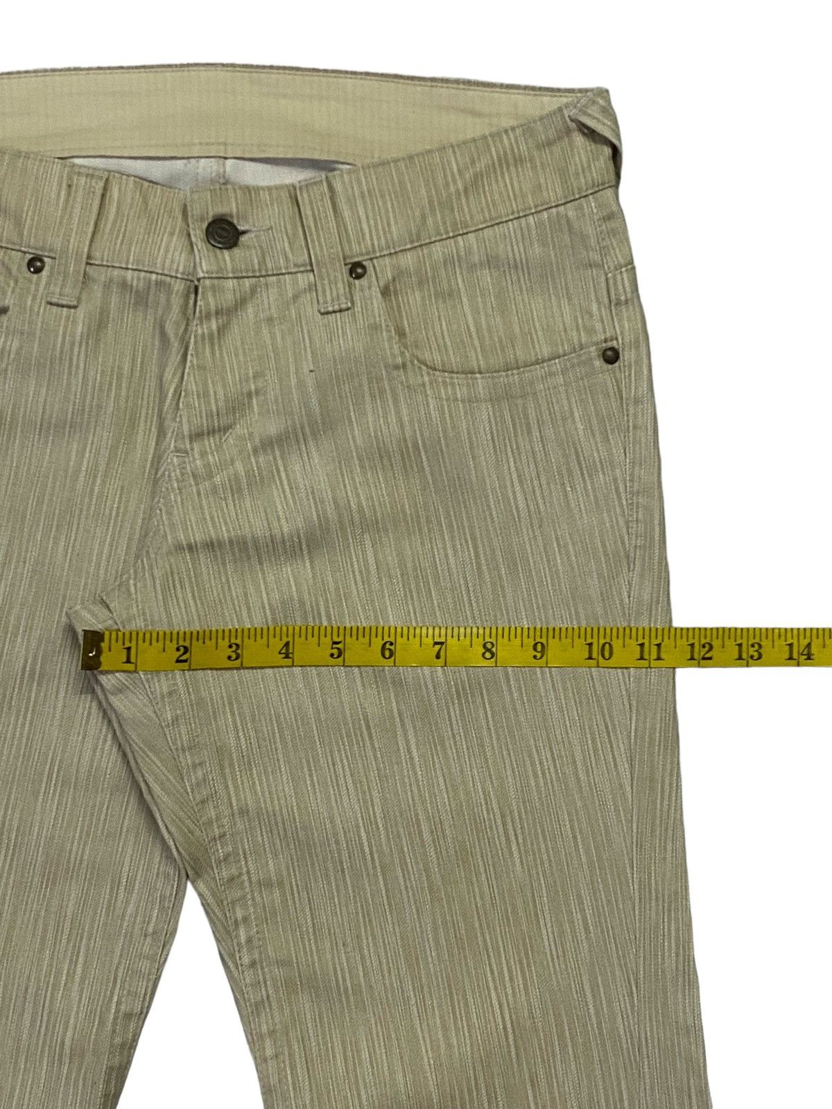 Tornado Mart 💃Tornado Mart Flare Embossed Stripes Spiral Cut Jeans Size US 32 / EU 48 - 8 Thumbnail