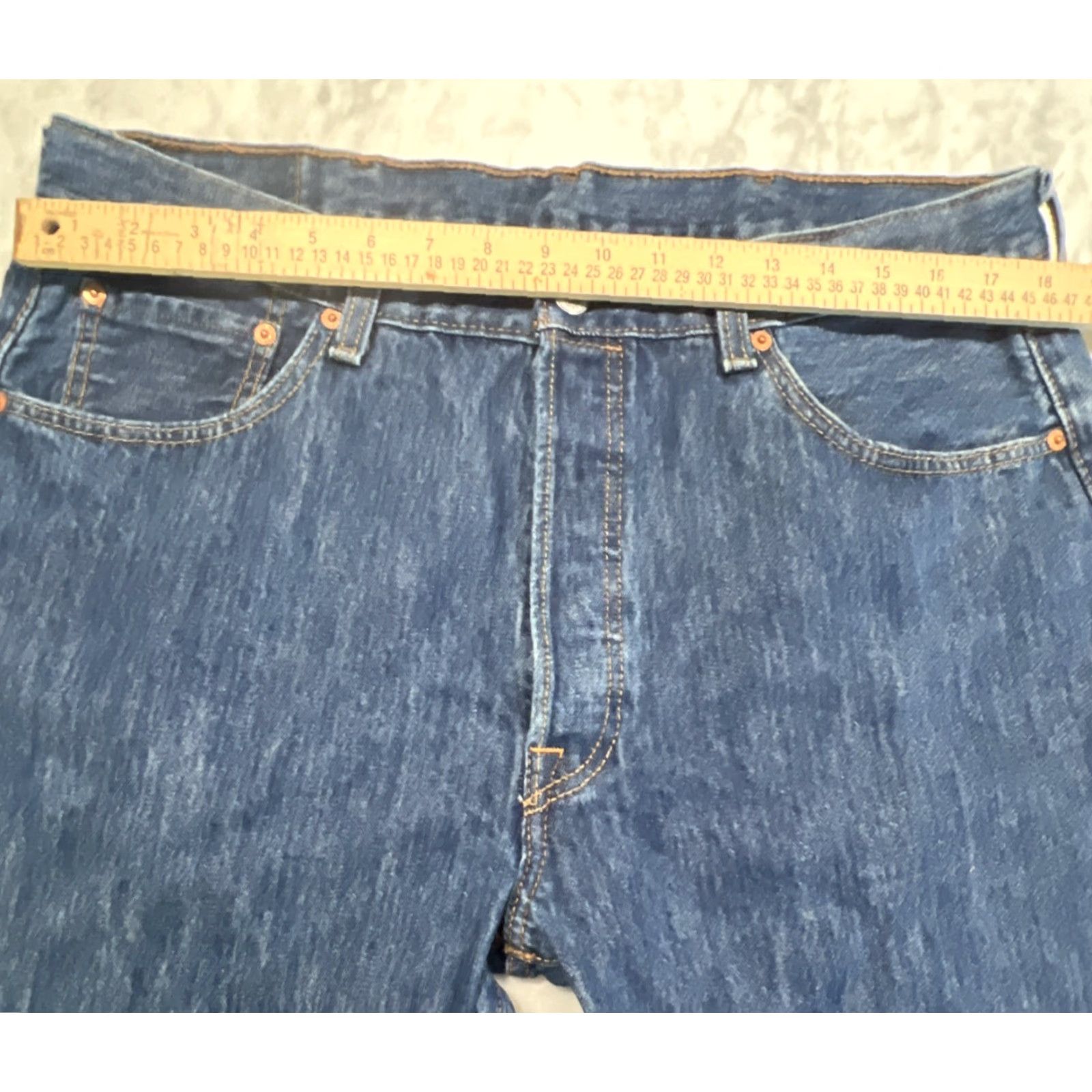 Levi's LEVI'S VINTAGE 501 Jeans Mens Regular 36x27 Blue Cotton Straight Button Fly 90s Size US 36 / EU 52 - 7 Thumbnail
