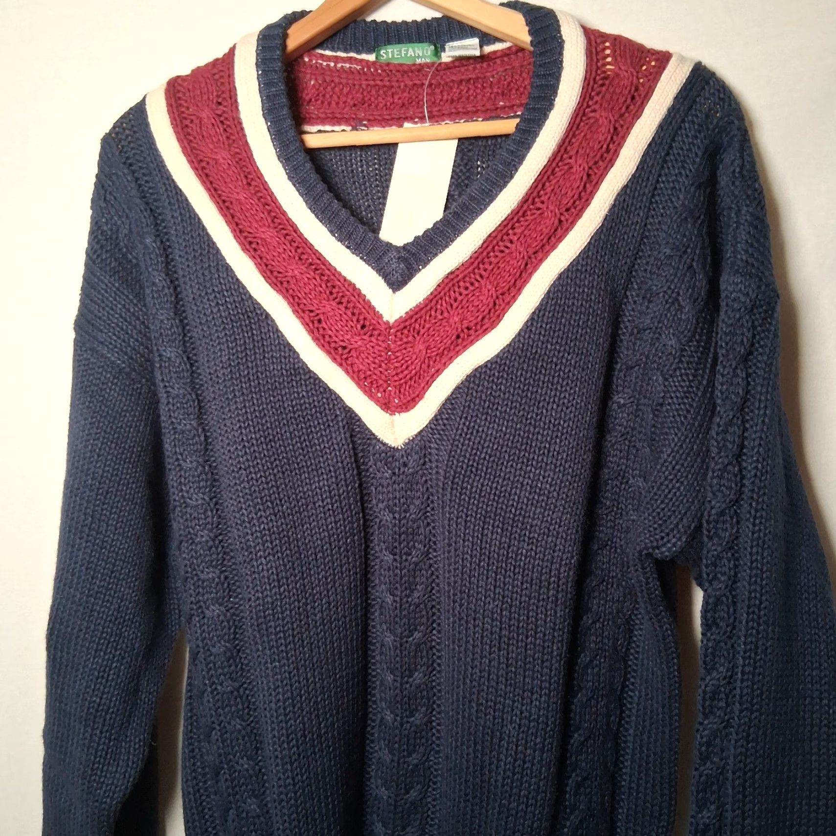 Vintage VINTAGE Stefano Sweater, Cable-Knit, V Neck, Blue, L, Men, 90s Preppy Academia, Navy Maroon, Pullover, Regular Fit Size US L / EU 52-54 / 3 - 3 Thumbnail