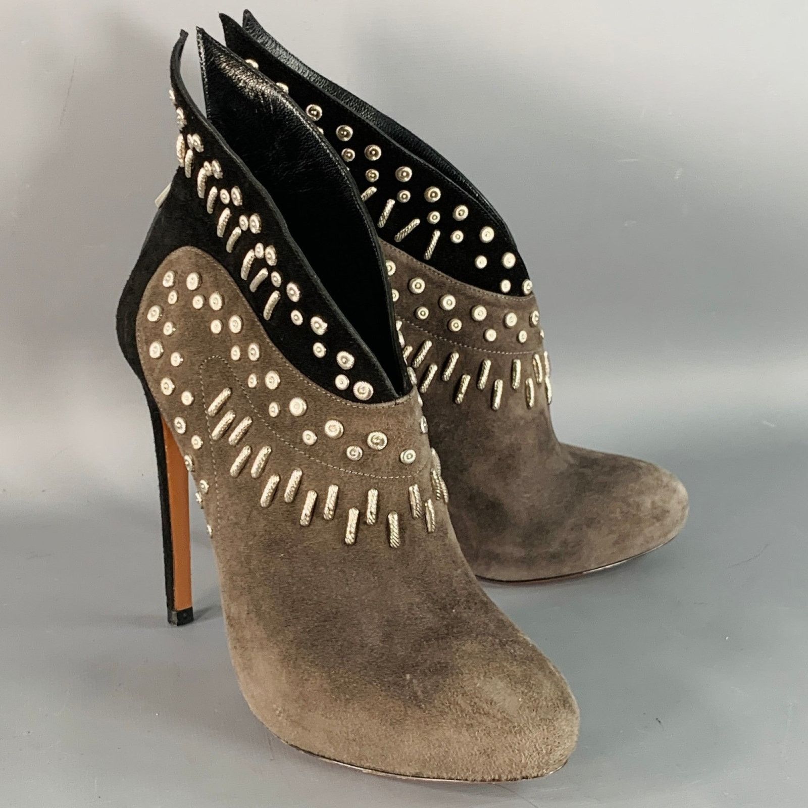 Alaia 7.5 Black Grey Studded Suede Back Zipper Stiletto Booties Size US 7.5 / IT 37.5 - 1 Thumbnail