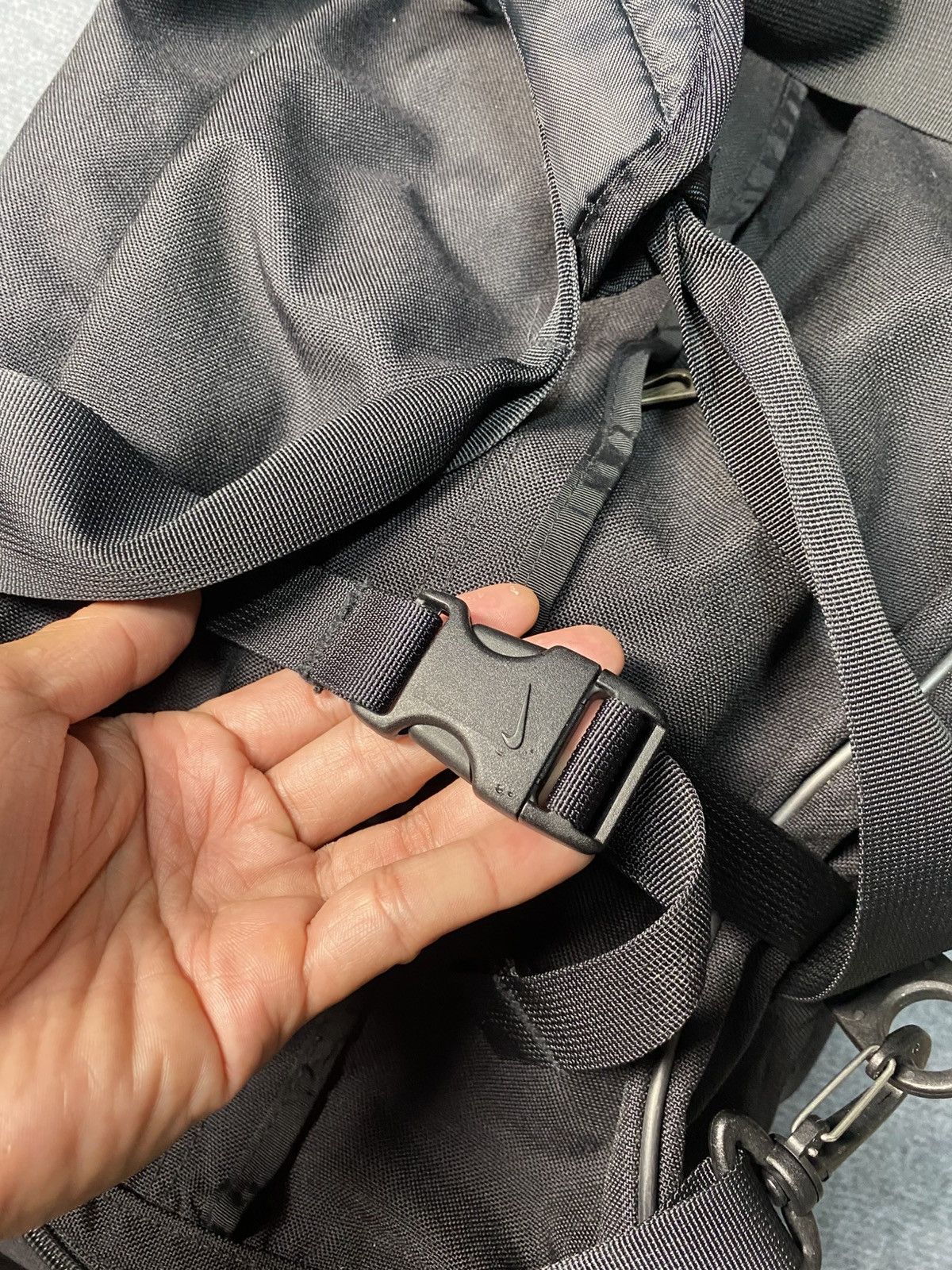 Nike Vintage Nike Duffel Bag Size ONE SIZE - 9 Thumbnail