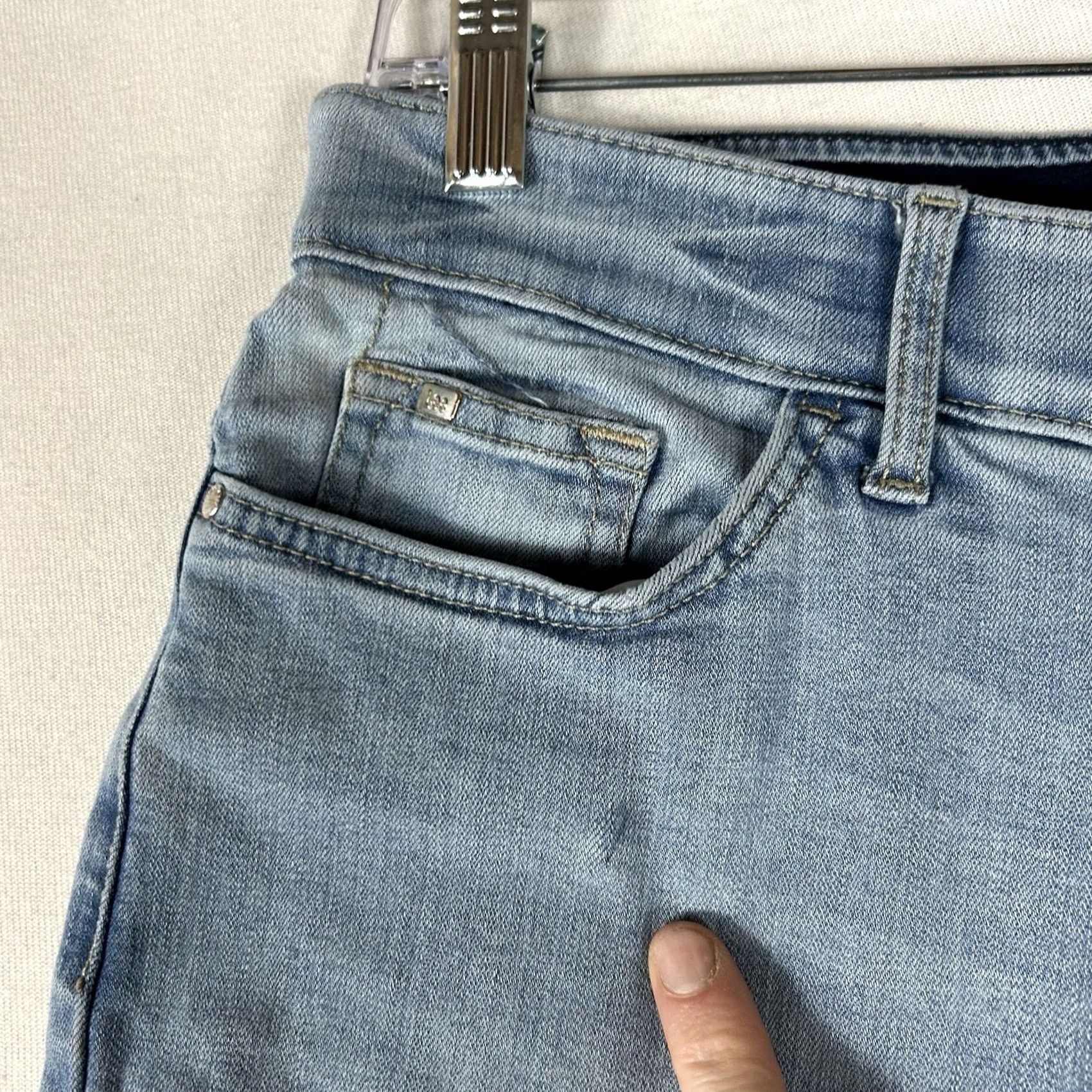 Lee Lee Regular Fit Straight Leg Mid Rise Jeans Womens 30x32 Blue Denim Slim Straight Women's Jeans Regular Rise 30 32 Blue Denim Lee Classic Fit Size 30" / US 8 / IT 44 - 4 Thumbnail