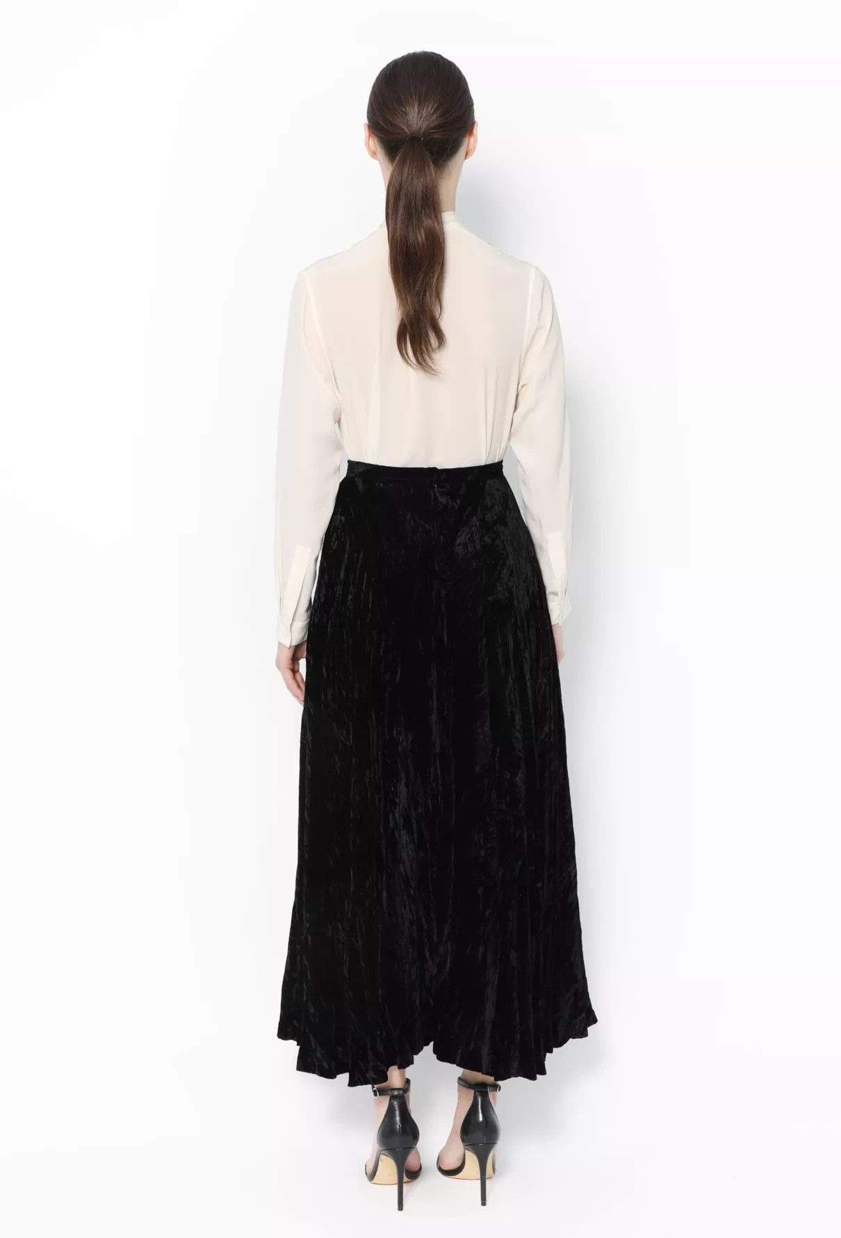 Saint Laurent Paris o1s1wg111024 Pleated Midi Skirt in Crushed Velvet in Black Size 30" / US 8 / IT 44 - 7 Thumbnail