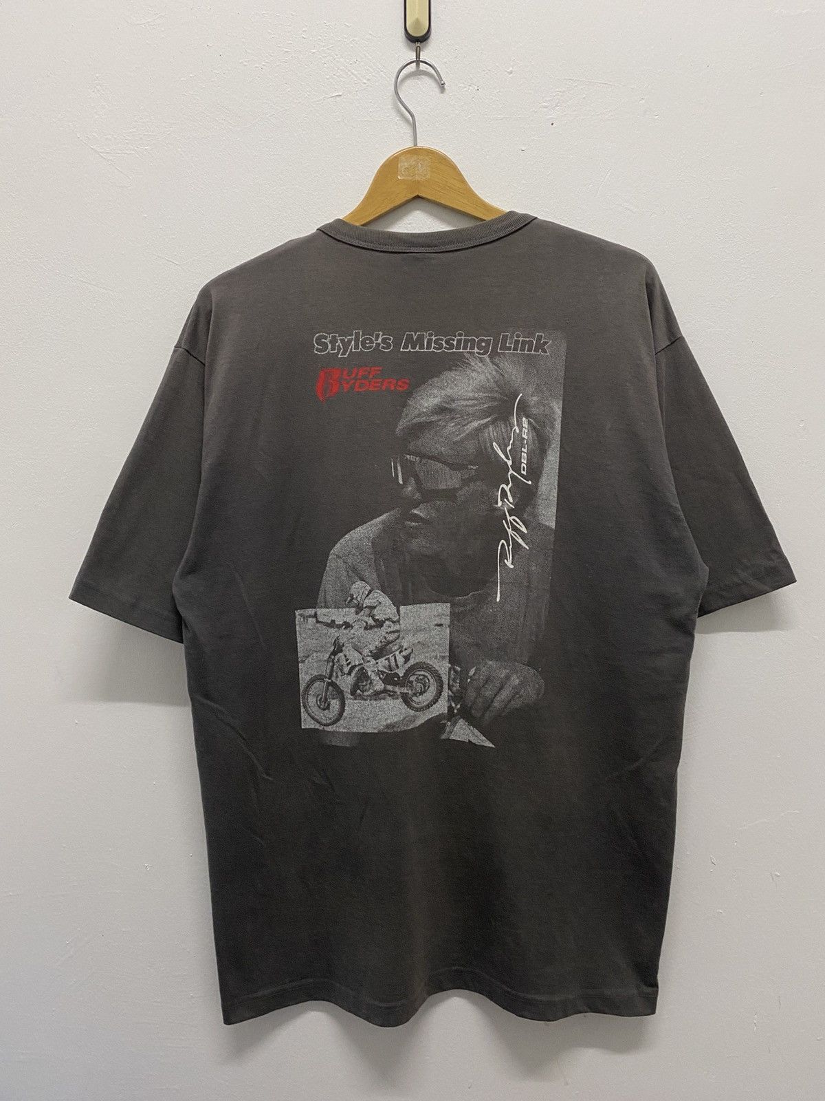 Ruff Ryders Rare Vintage Ruff Ryders Big Print Back Hit Tshirt Size US L / EU 52-54 / 3 - 2 Thumbnail