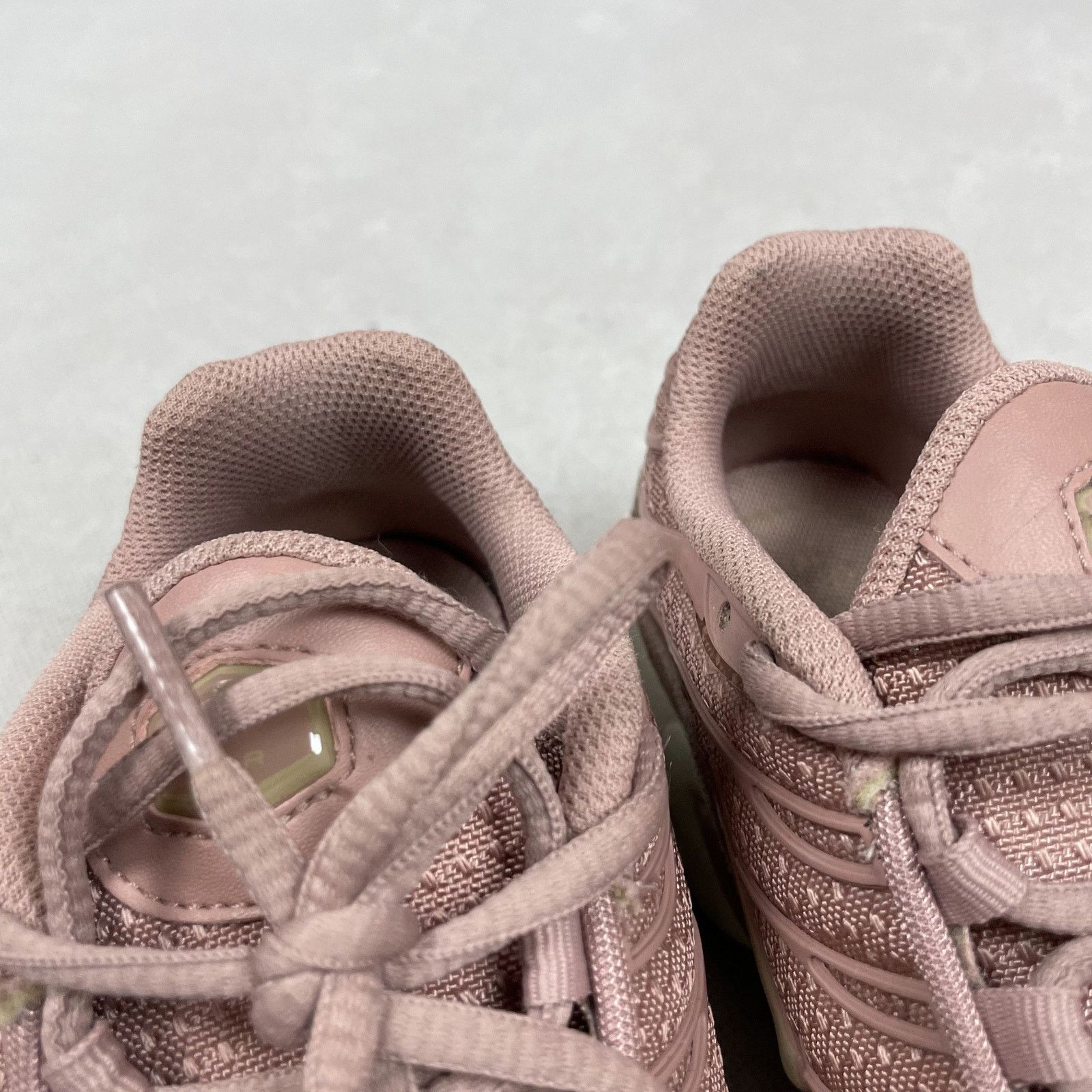 Nike Nike Air Max Plus 605112-603 Women's Particle Pink Shoes 6.5 Size US 6.5 / IT 36.5 - 10 Thumbnail