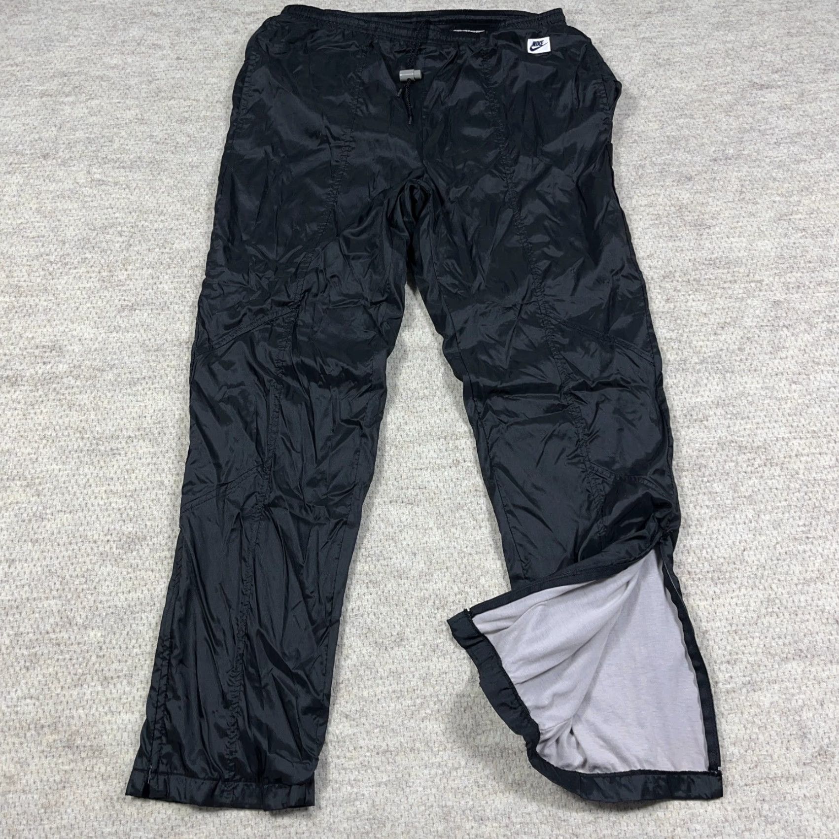 Nike VINTAGE Nike Pants Men Large Black Track Pants Windbreakers 90s Y2K Baggy Joggers 80s Athleisure Classic Modern Sports Mens Regular Black Nike Pants Size US 33 - 7 Thumbnail