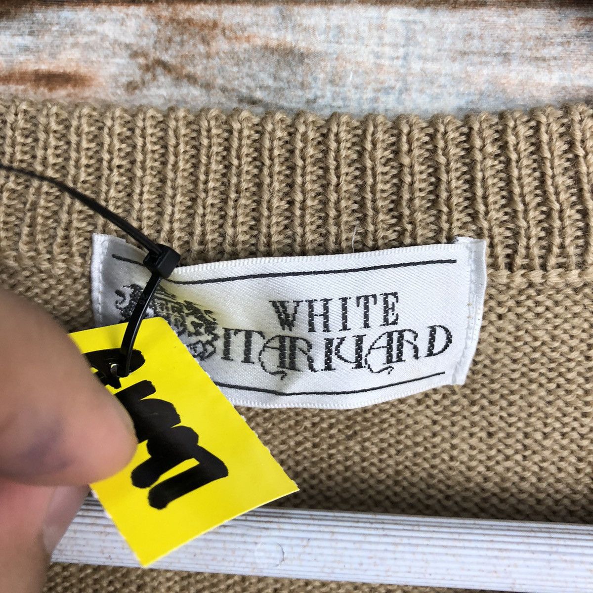 Japanese Brand White Itariyard Brown Patterned Cardigans #A1697 Size US S / EU 44-46 / 1 - 11 Thumbnail