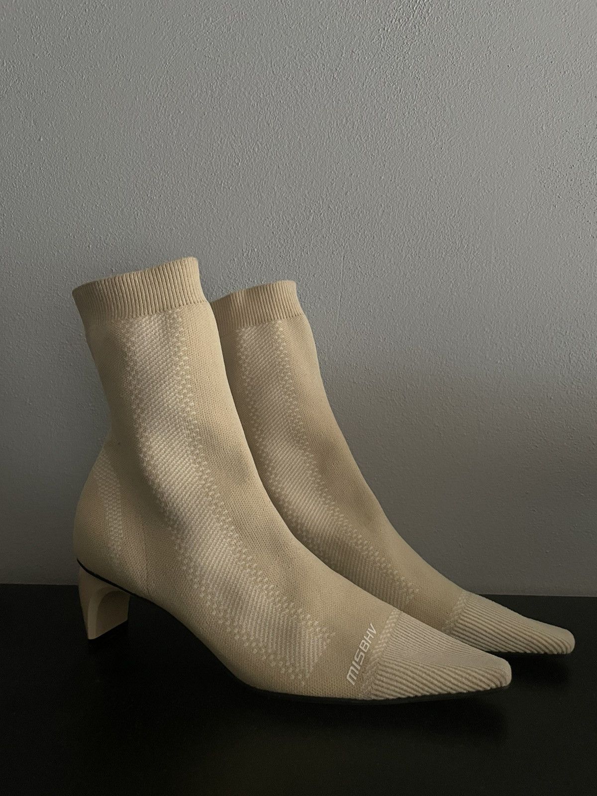 Misbhv MISBHV Cream curved-heel sock boots Size US 7 / IT 37 - 1 Thumbnail