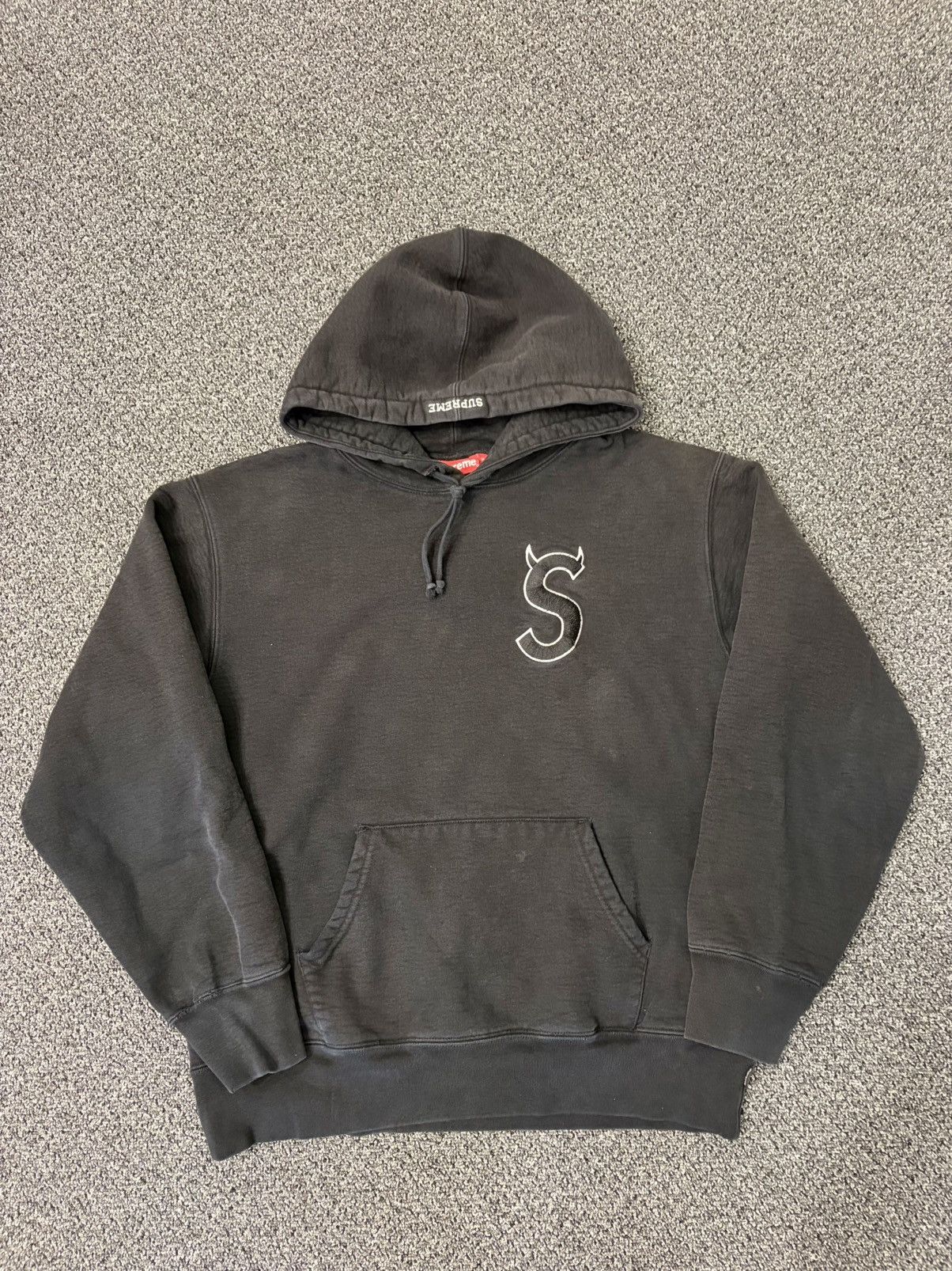 Supreme Supreme S Logo Horns Hoodie Black Size US M / EU 48-50 / 2 - 1 Thumbnail
