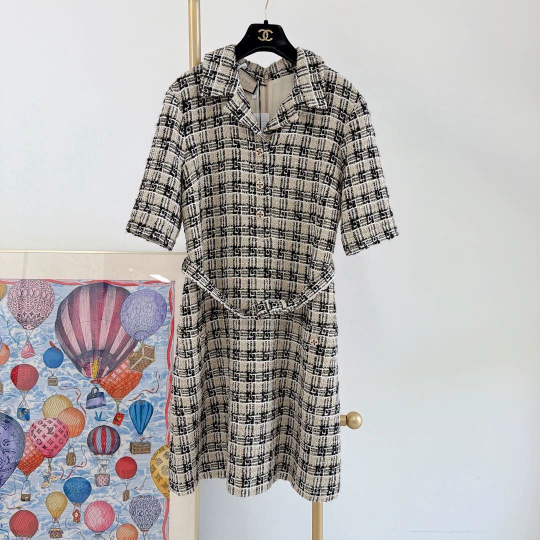 Gucci Gucci GG check dress 42 with tags 4487 Size M / US 6-8 / IT 42-44 - 2 Thumbnail
