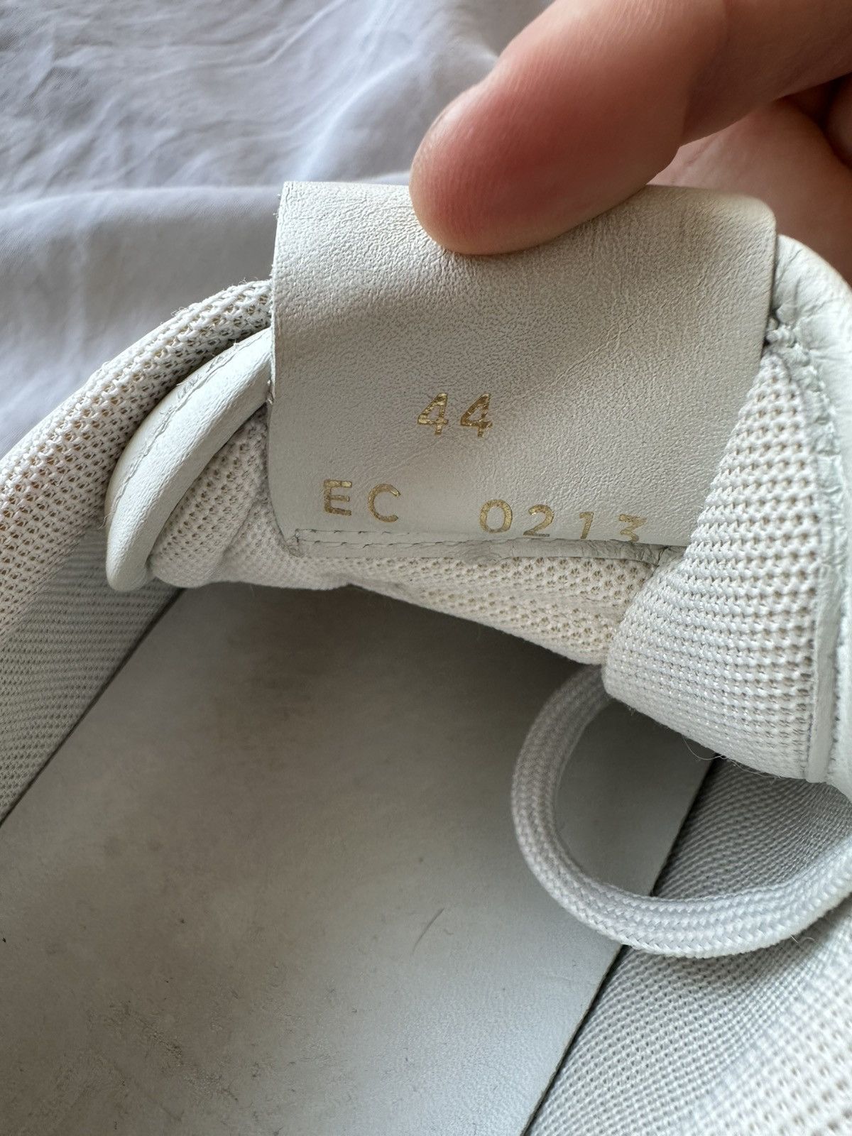 Givenchy Givenchy G4 Leather Sneakers White Size US 11 / EU 44 - 14 Thumbnail