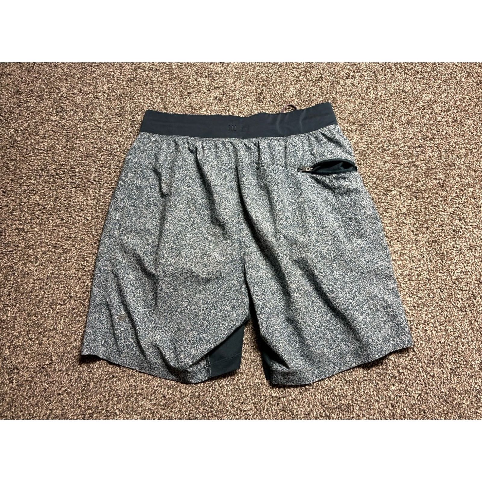 Lululemon Lululemon T.H.E Short Linerless Shorts Mens Medium Green Speckle LM7901S - Used - Slight Stains Size US 31 - 2 Thumbnail