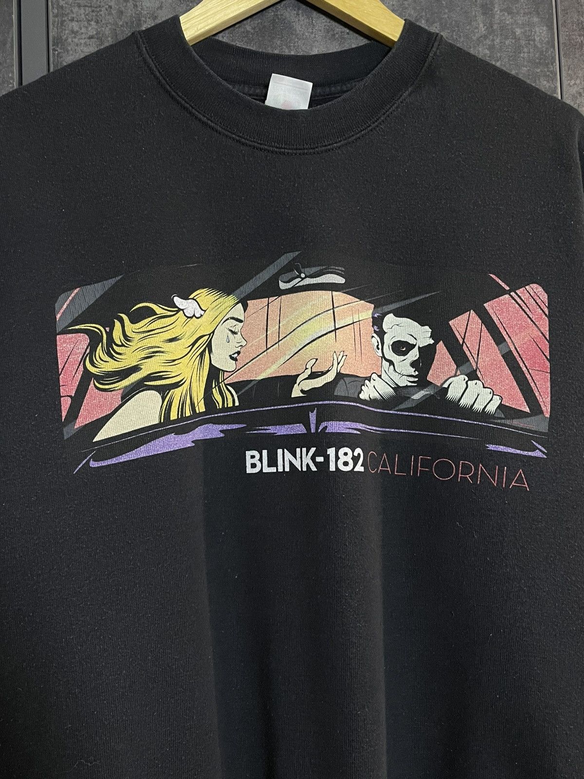 Band Tees Vintage 00s Blink 182 Sweatshirt Rock Band 3D Oasis Deftones Size US XL / EU 56 / 4 - 7 Thumbnail