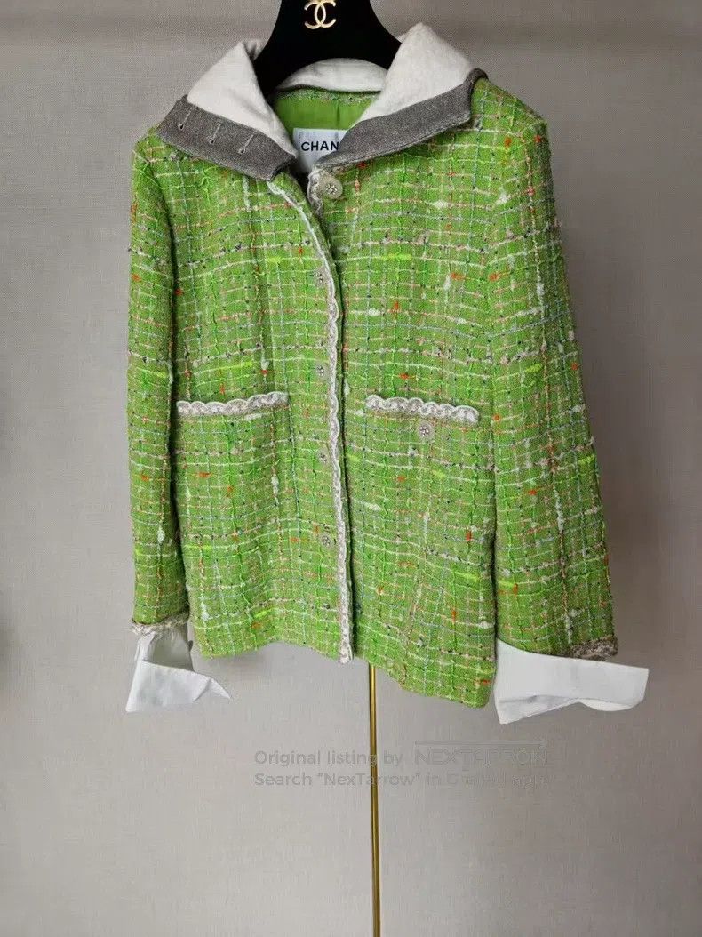 Chanel Chanel Green coat Size XS / US 0-2 / IT 36-38 - 2 Thumbnail