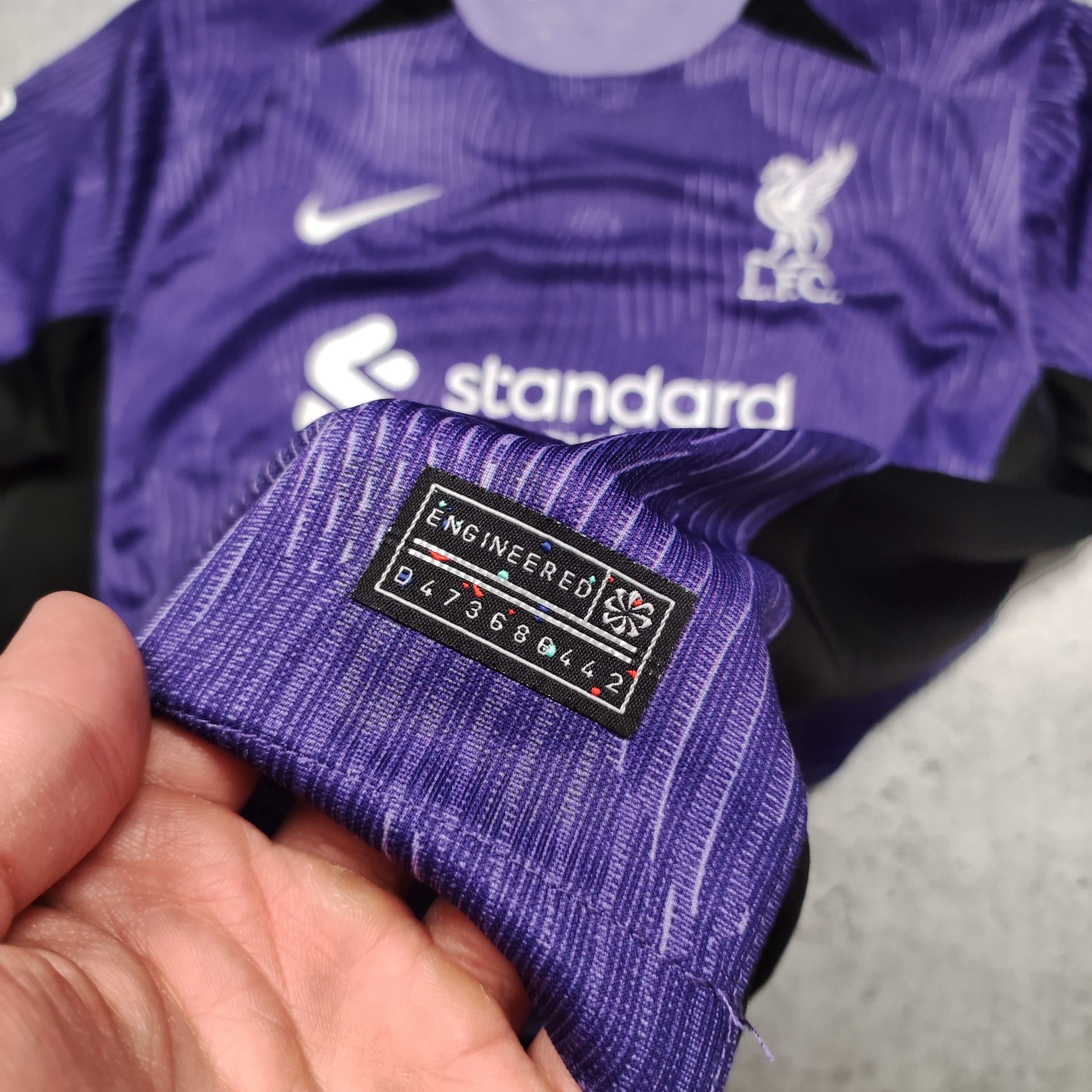 Nike Liverpool FC 2023 Third Football Nike Purple Jersey Size US L / EU 52-54 / 3 - 6 Thumbnail