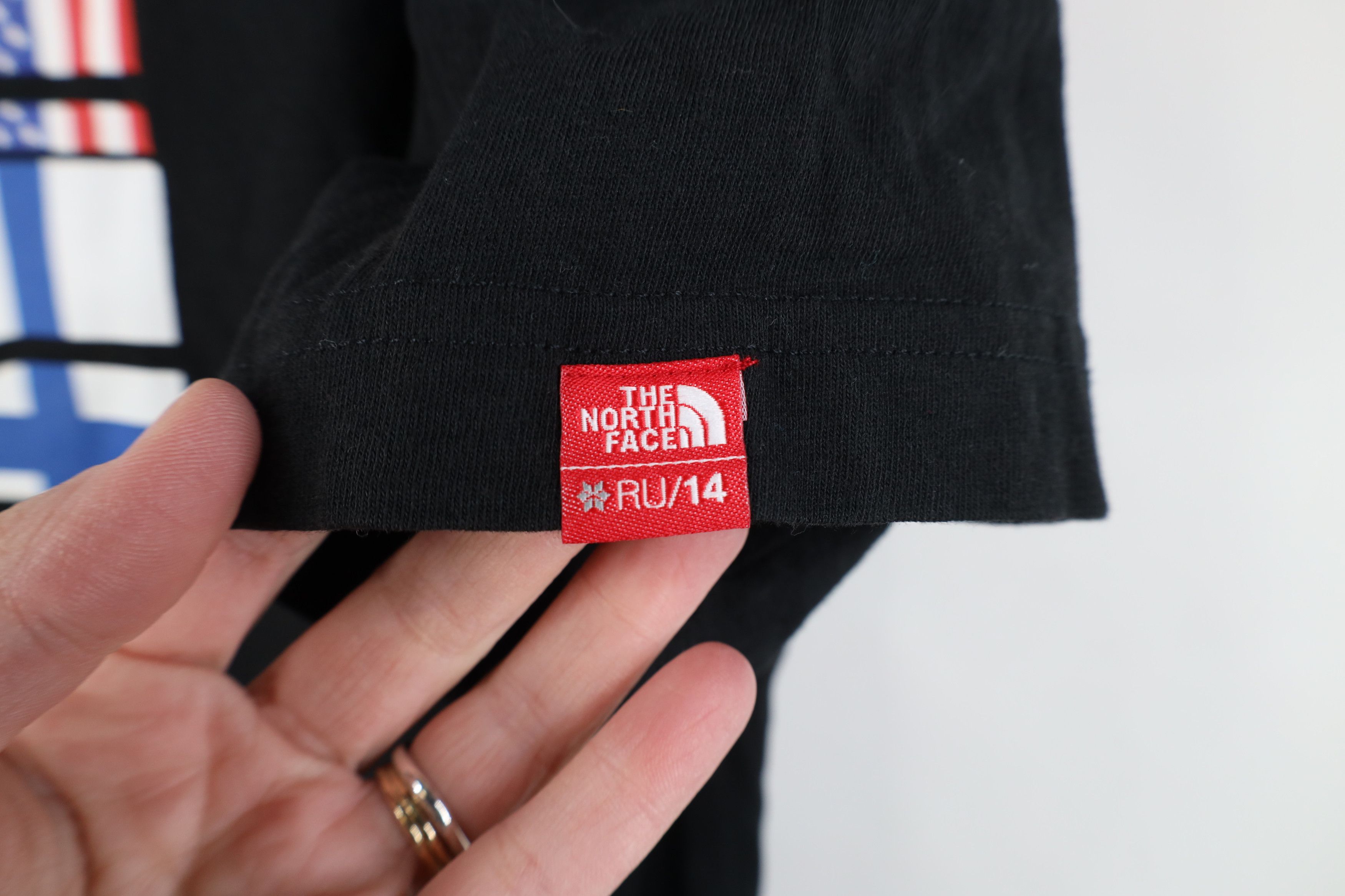 The North Face The North Face Spell RU14 2014 Sochi Winter Olympics T-Shirt Size US S / EU 44-46 / 1 - 5 Thumbnail
