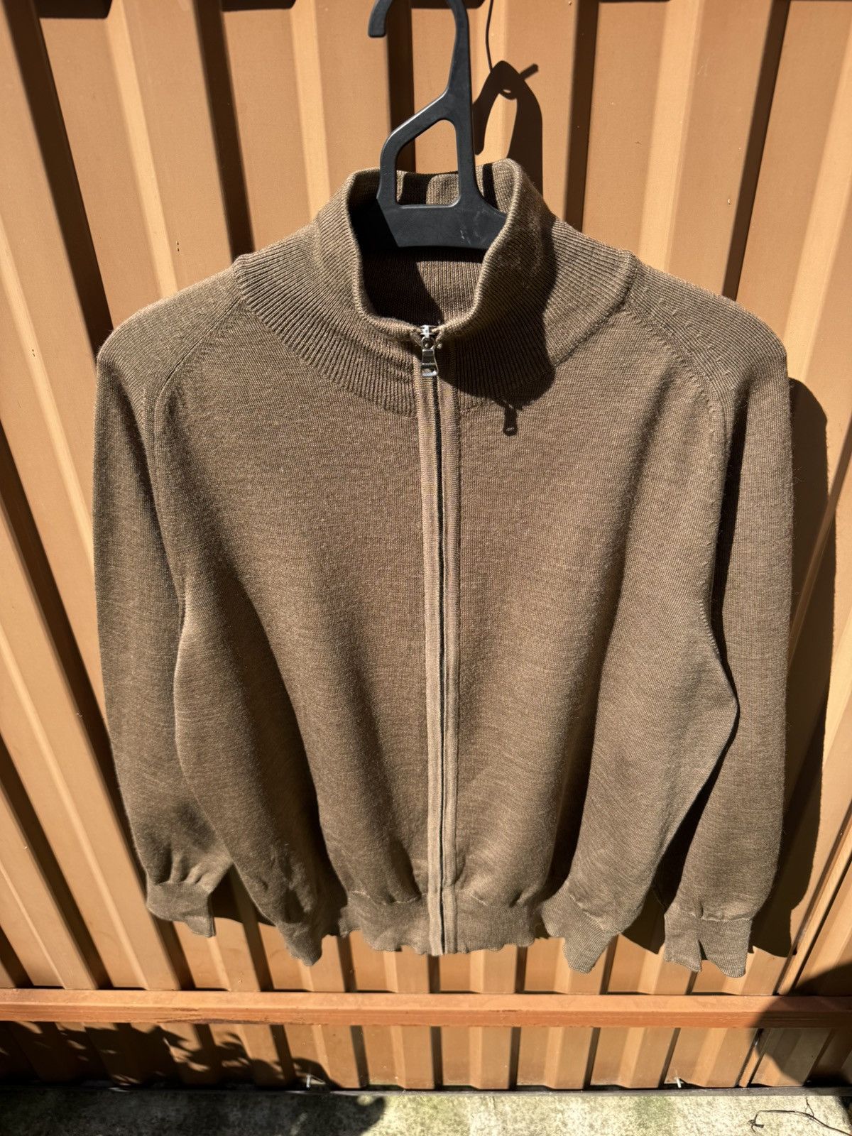 Hugo Boss Luxury Hugo Boss Virgin Wool Full Zip Sweater Made In Italy Size US S / EU 44-46 / 1 - 4 Thumbnail